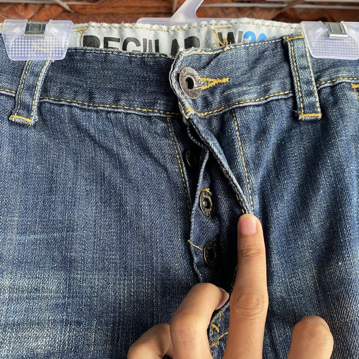 FCUK Vintage FCUK LOOSE CARPENTER Distressed Denim JEANS Size US 32 / EU 48 - 13 Thumbnail