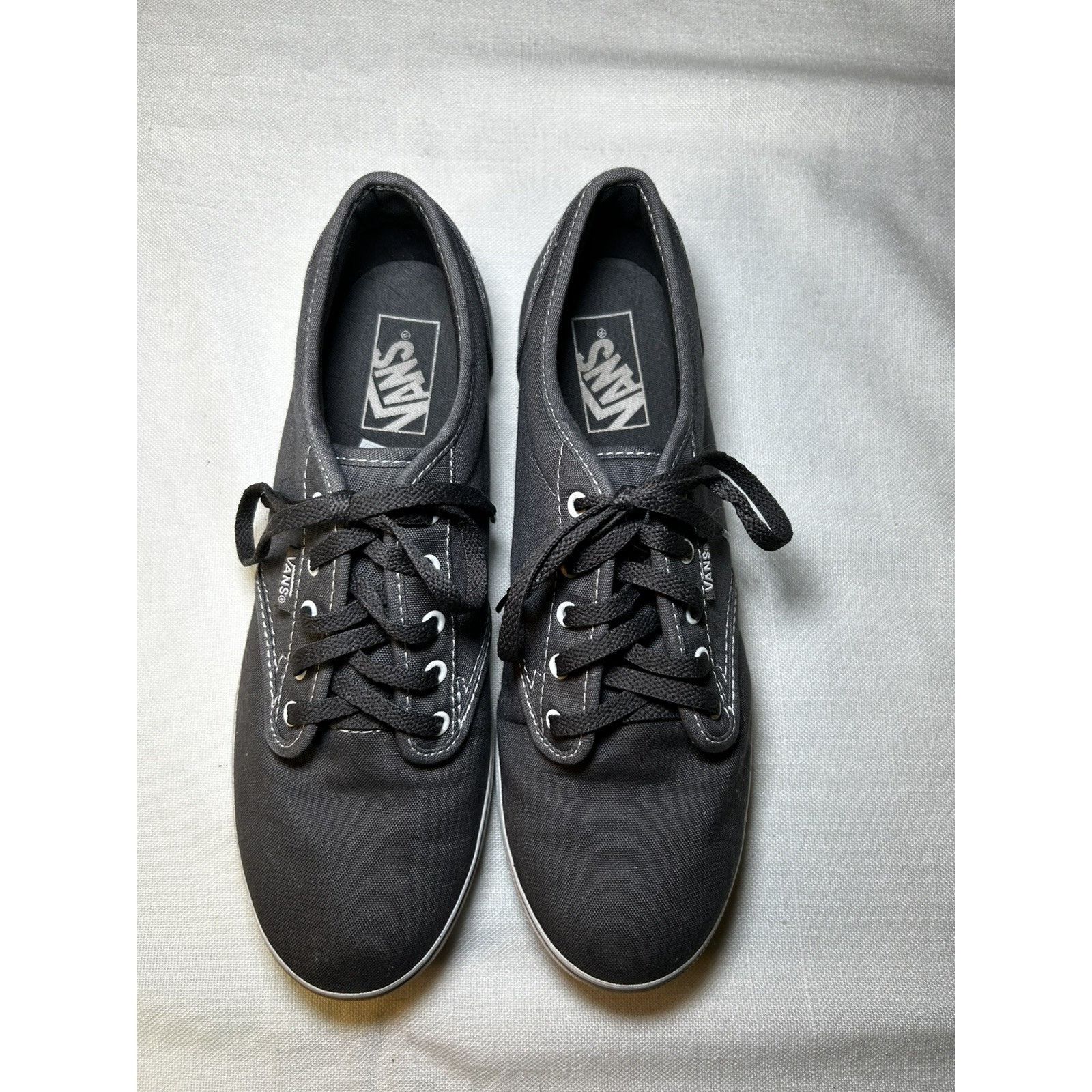 Vans Vans Women 9 Off The Wall Sneakers Gray Canvas Lace Up Round Size US 9 / IT 39 - 2 Thumbnail
