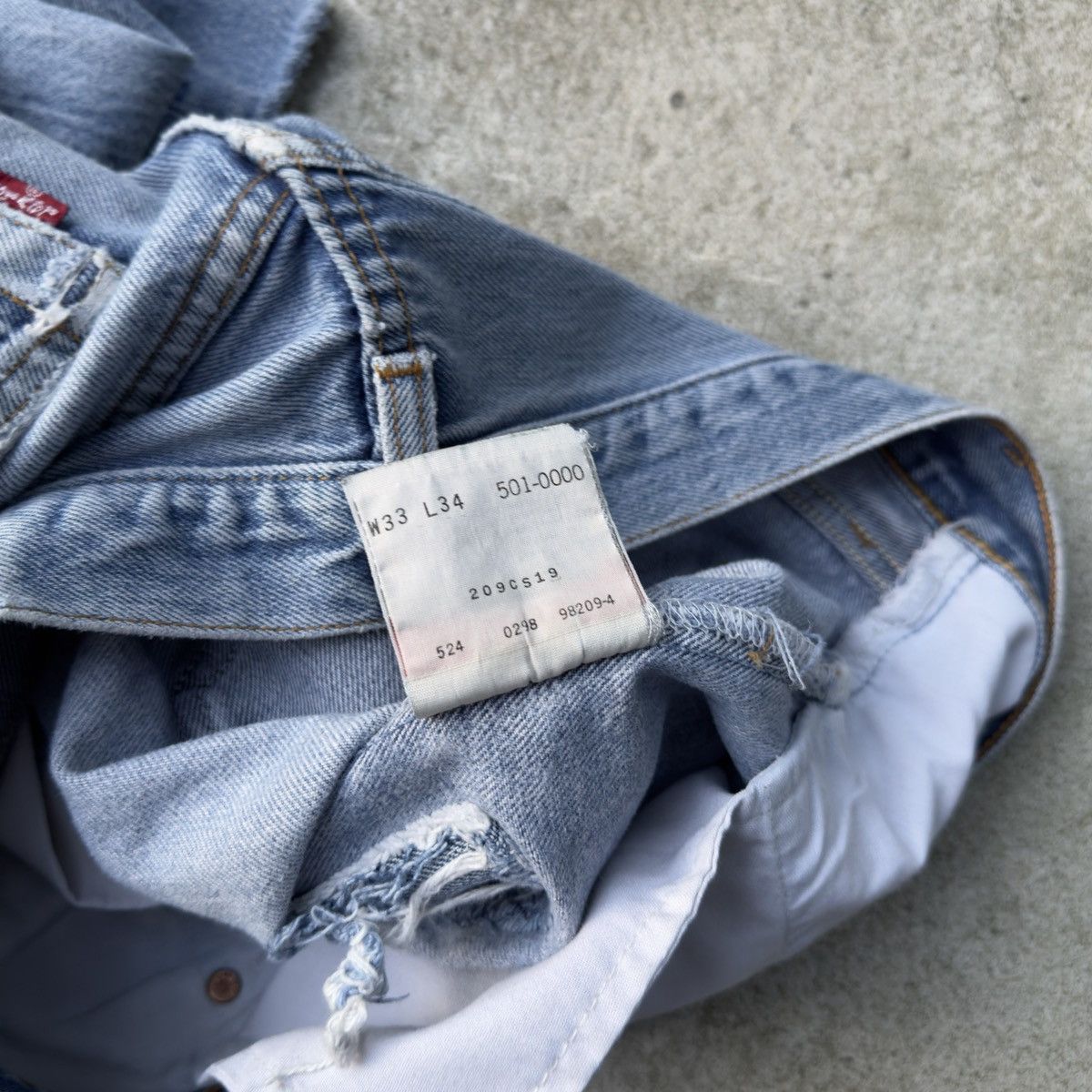 Levi's 90s Levi's 501xx Thrashed Repaired Cropped Jeans ERD Grunge Size US 32 / EU 48 - 7 Thumbnail