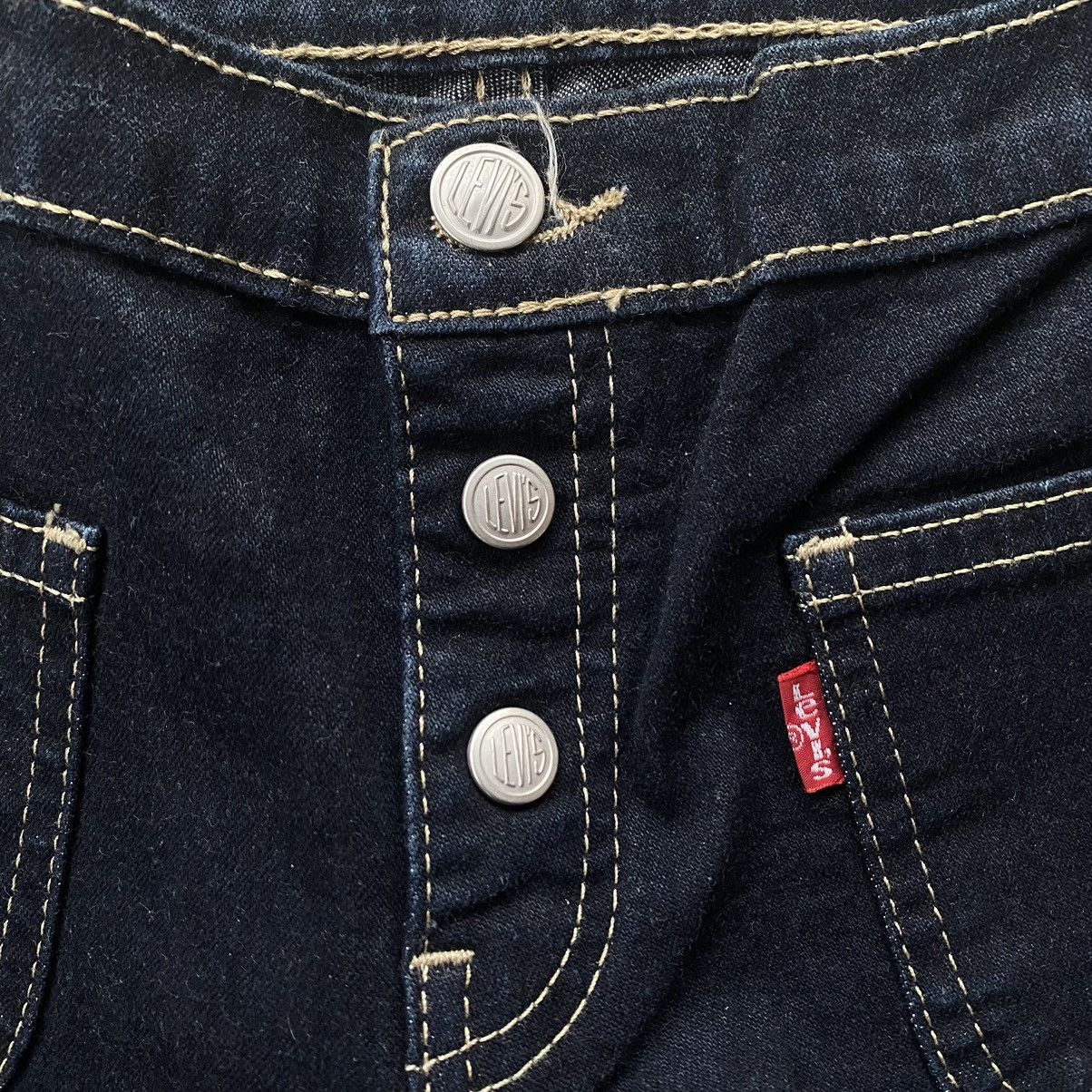 Levi’s bootcut bush pants stretchable jeans