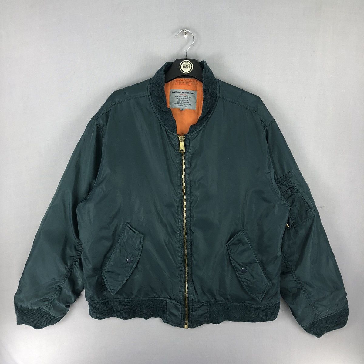 Japanese Brand Vintage Thrashed Bomber Jacket MA-1 Reversible Distressed Size US XL / EU 56 / 4 - 1 Thumbnail