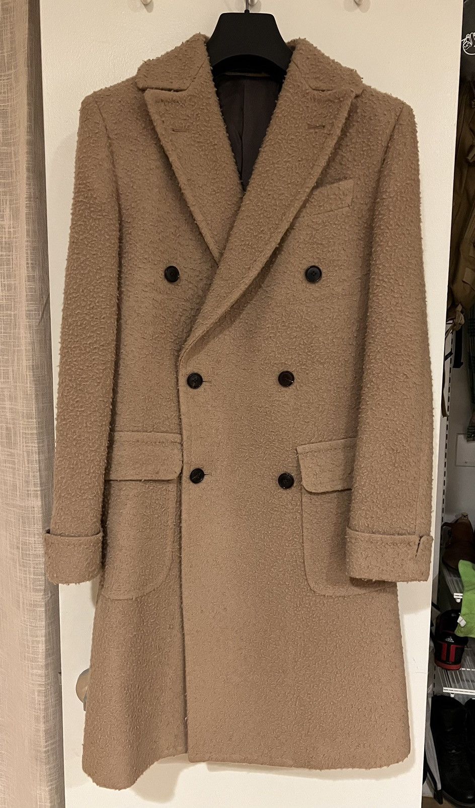 image of Suitsupply Merano Overcoat In Casentino Wool in Camel, Men's (Size Medium)