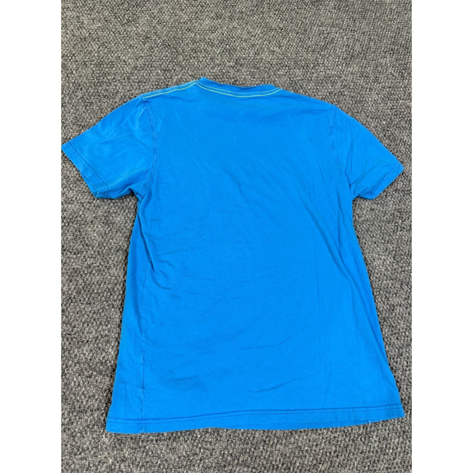 Mountain Hardwear Mountain Hardwear T Shirt Mens S Blue Short Sleeve Graphic Outdoor Hiking Cap Logo Crew Neck Size US S / EU 44-46 / 1 - 7 Thumbnail