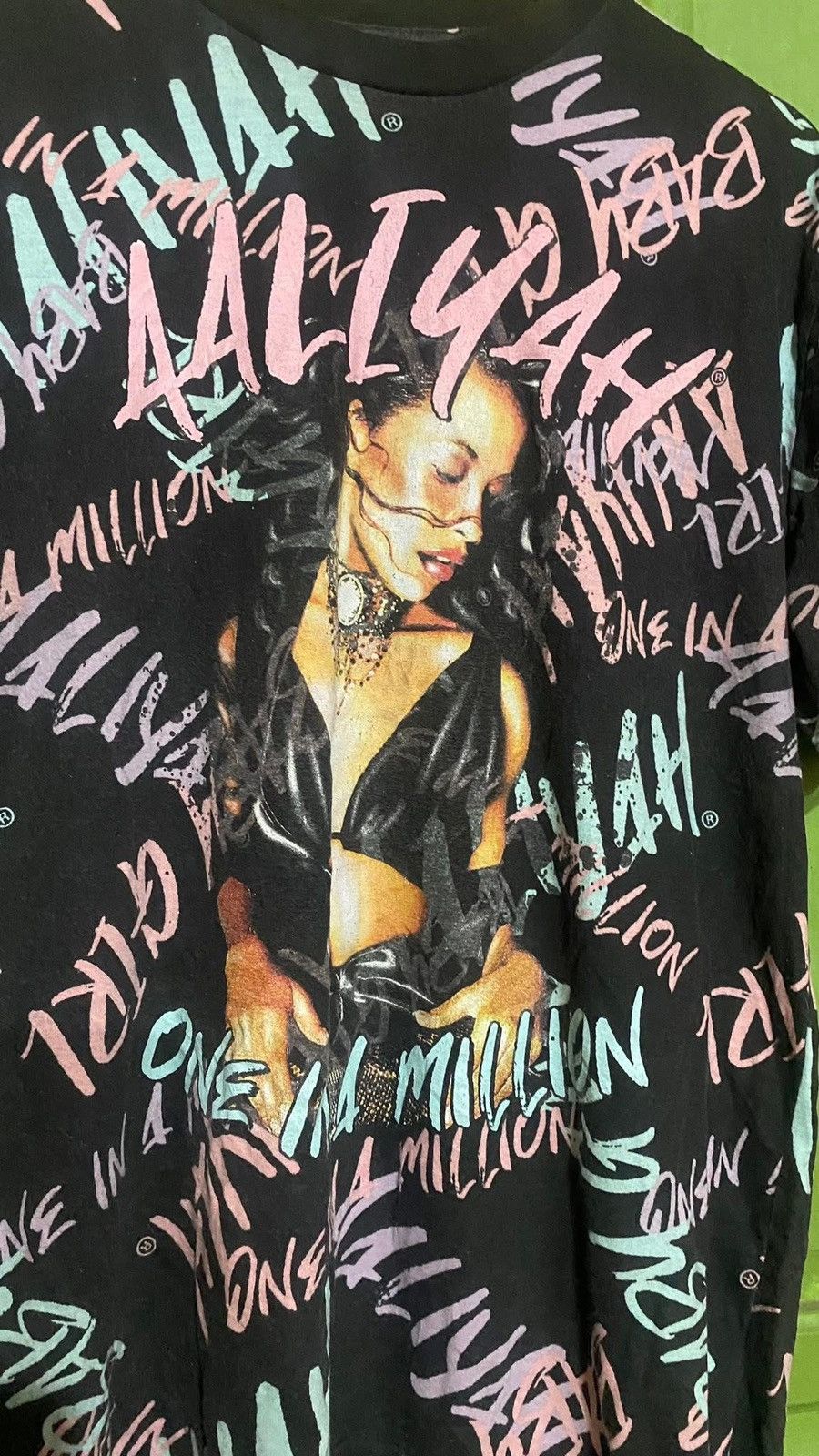 Other AALIYAH RNB ARTIST AOP TEE Size US XL / EU 56 / 4 - 4 Thumbnail