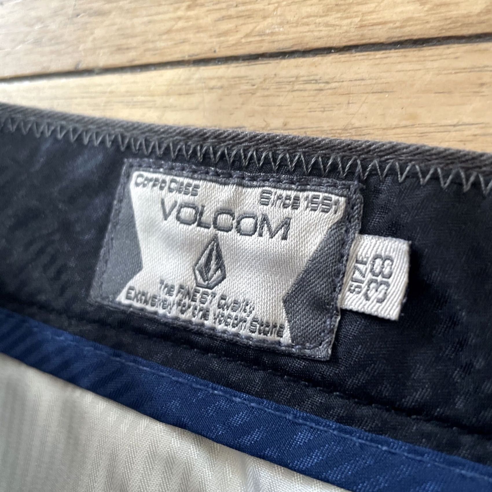 Volcom Volcom Shorts Men 38 Y2K Streetwear Gray Preppy Skate Chino Beach Surf 38x10 Size US 38 / EU 54 - 4 Thumbnail