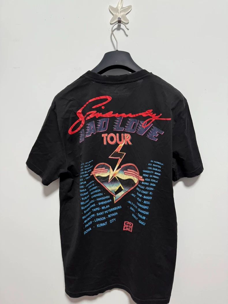 Givenchy Givenchy Givenchy Lightning Graphic Short Sleeve TShirt -2 Size US M / EU 48-50 / 2 - 2 Thumbnail