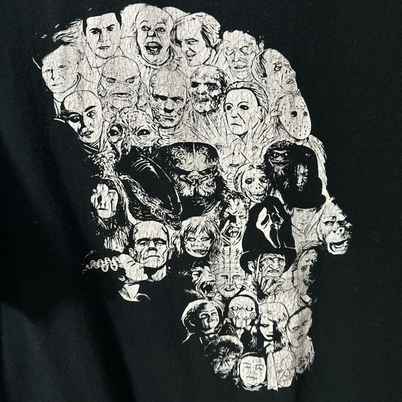 Vintage Vintage Horror Movie Skull Graphic Tee Size US XL / EU 56 / 4 - 2 Thumbnail