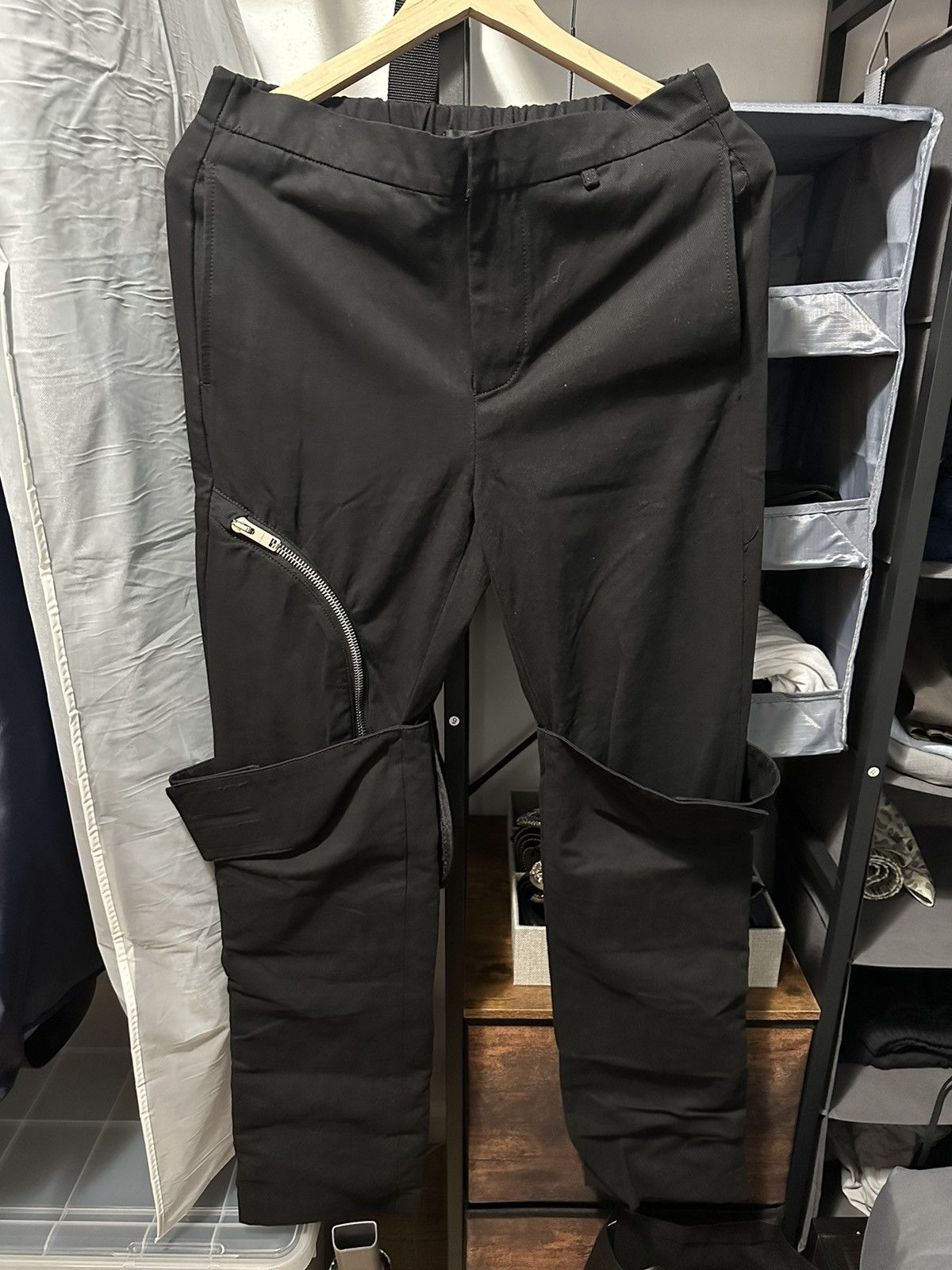 Givenchy Givenchy Black Pants Size US 30 / EU 46 - 1 Thumbnail