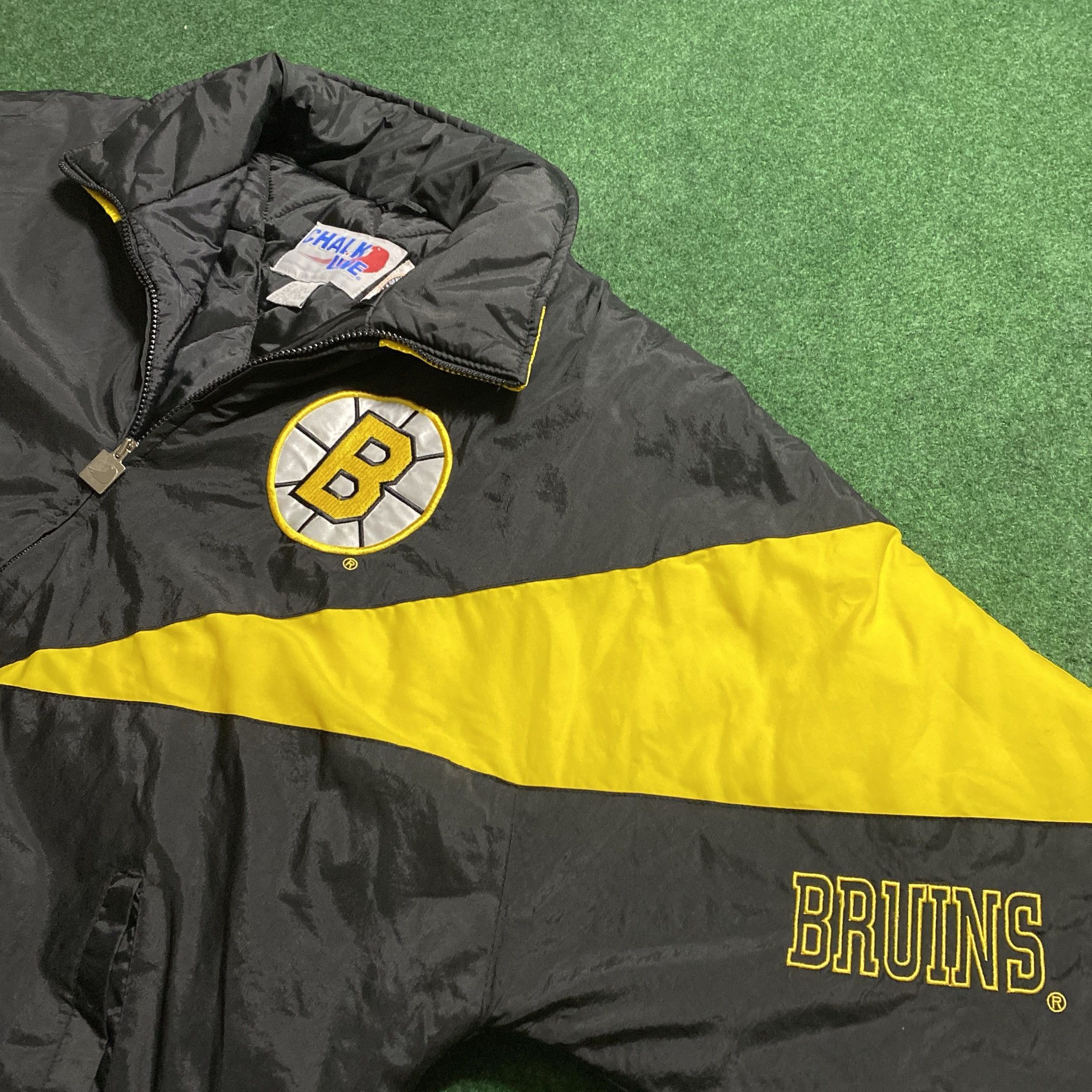 Chalk Line Vintage Chalk Line NHL Boston Bruins Full-Zip Puff Jacket L Size US L / EU 52-54 / 3 - 3 Thumbnail
