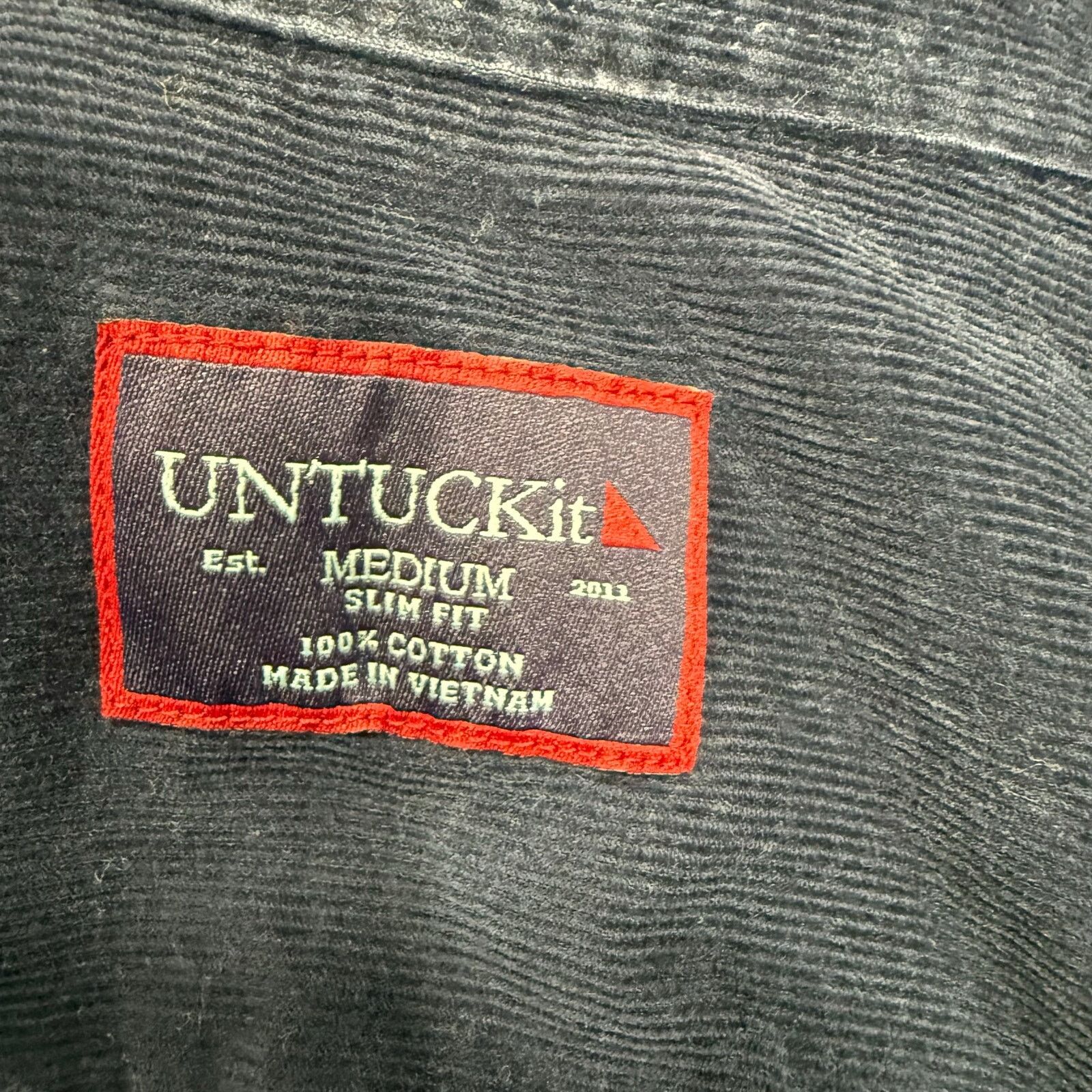 UNTUCKit Untuckit Men’s Corduroy Shirt sz M Slim Fit Blue # G656 Size US M / EU 48-50 / 2 - 3 Thumbnail