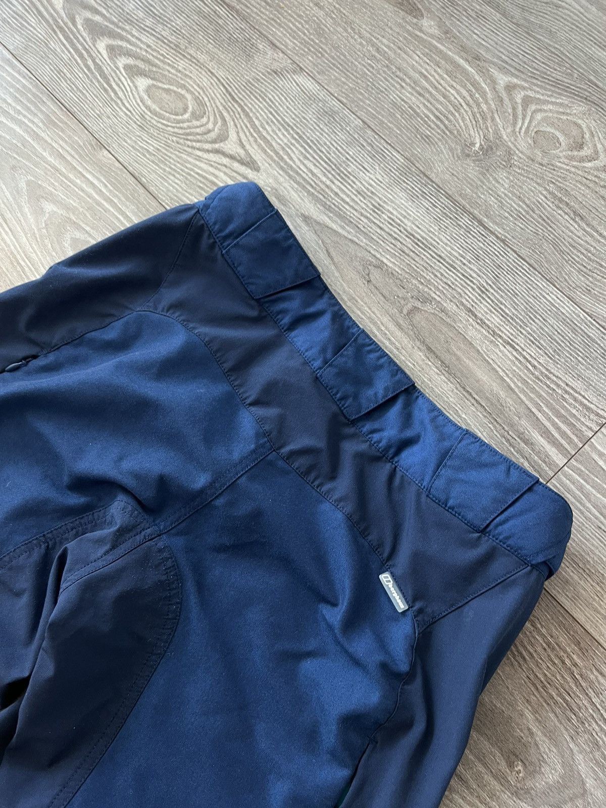 Berghaus × Designer ‼️BERGHAUS VAPOLIR LIGHT REGULAR MULTIPOCKET YKK SHORTS‼️ Size US 31 - 19 Thumbnail