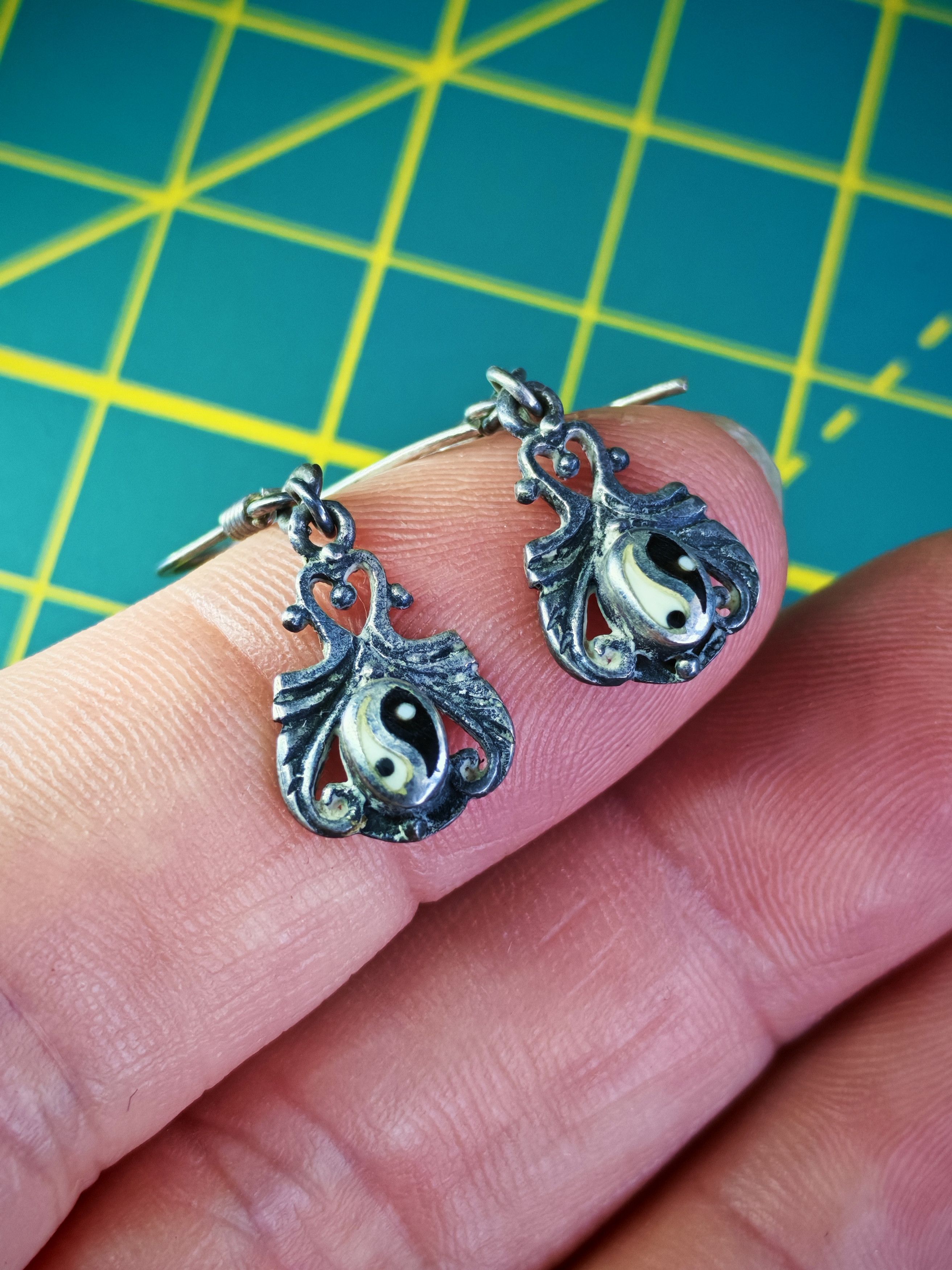 Other Sterling 925 Real Silver Earrings Vintage Yin Yang Silver Size ONE SIZE - 5 Thumbnail