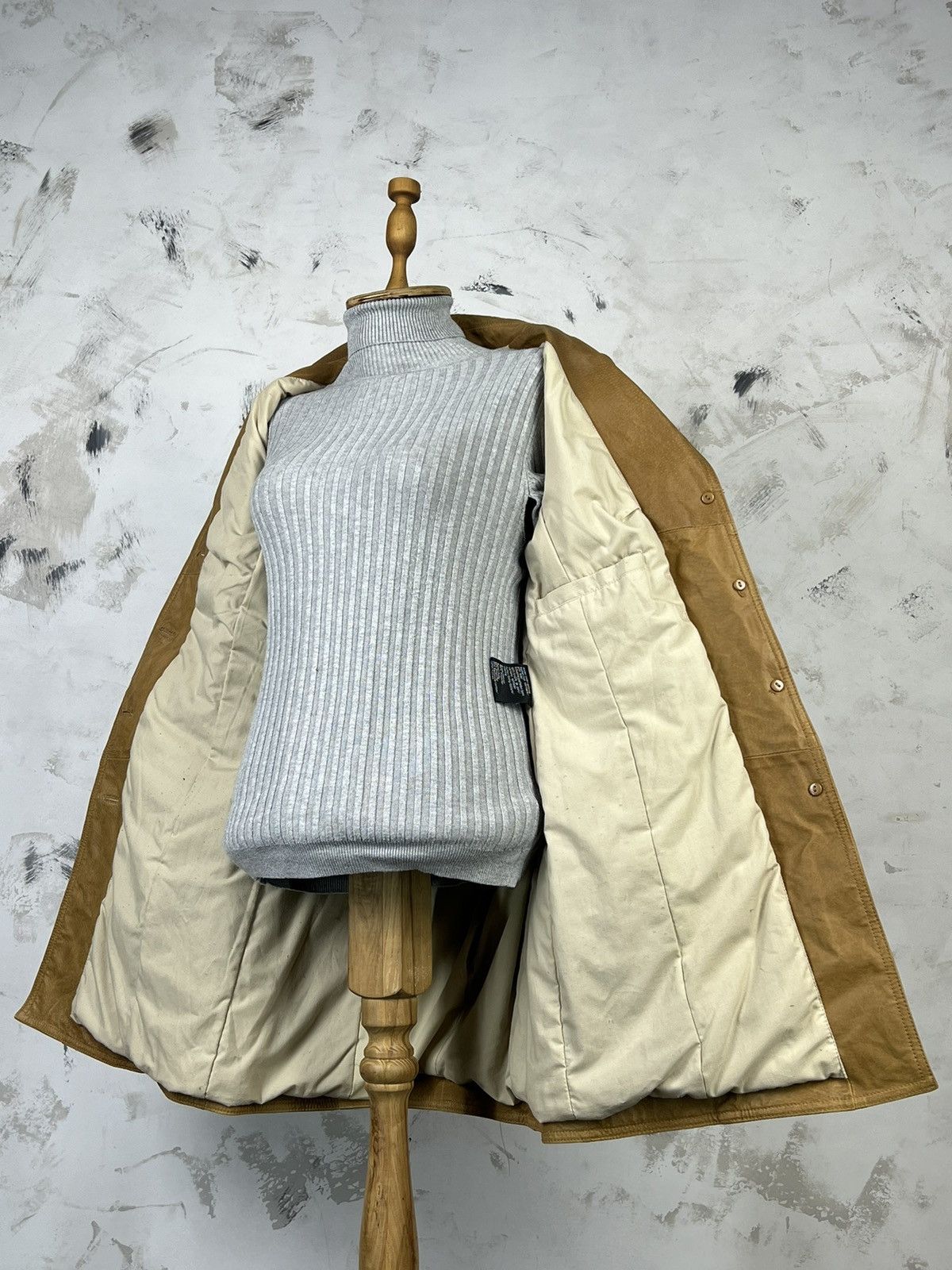Vintage Vintage Y.O.U. Leather Belted Trench Coat Size S - M UK 12 Size M / US 6-8 / IT 42-44 - 8 Thumbnail
