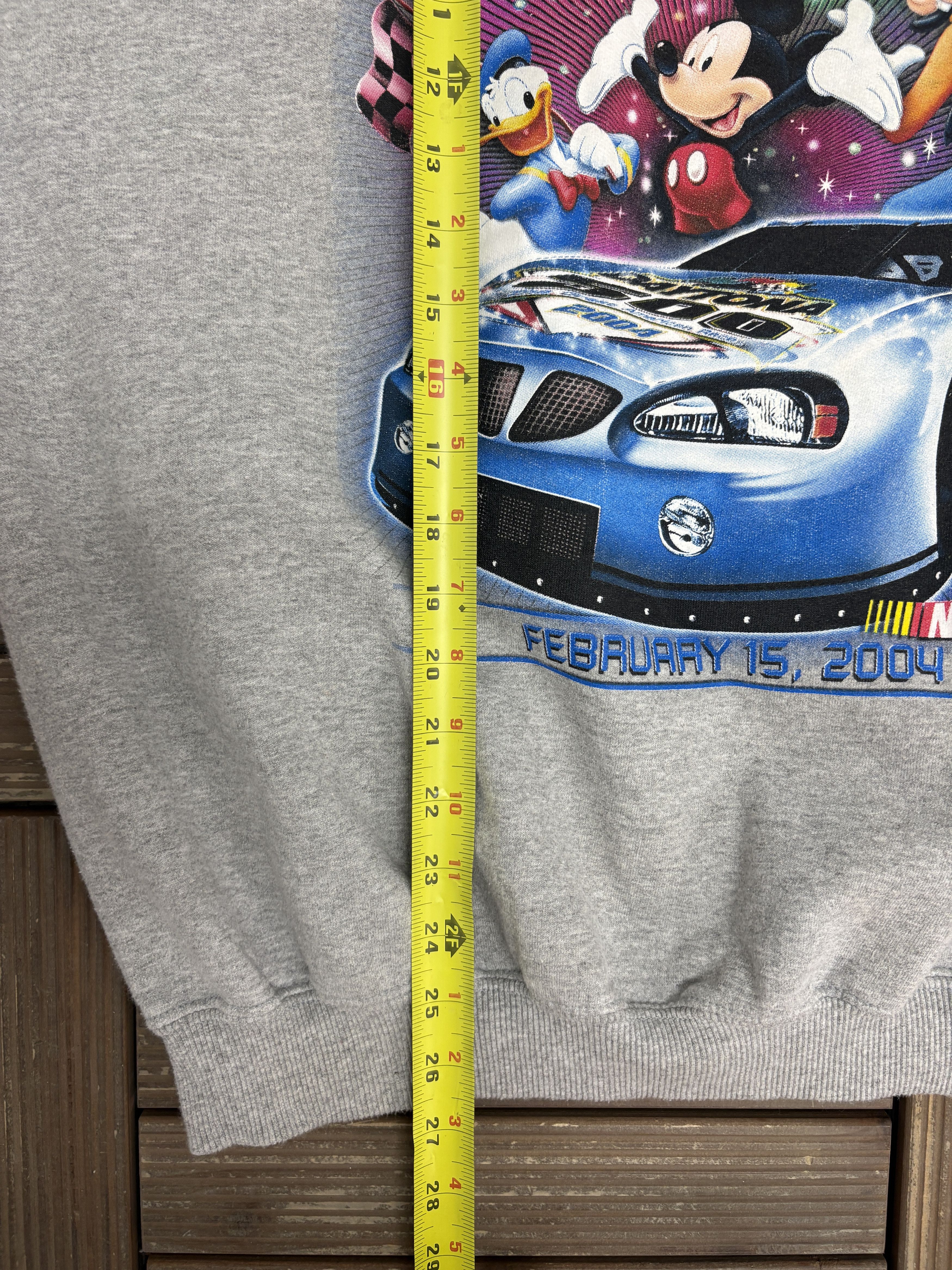 Vintage Daytona 500 2004 Disney Vintage Grey Crewneck Sweater Size US XL / EU 56 / 4 - 8 Thumbnail