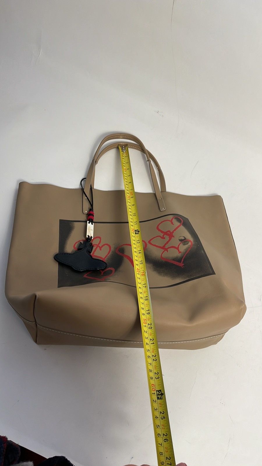 Vivienne Westwood Vivienne Westwood TITS ARTWORK NATURAL LEATHER TOTE NWT Size ONE SIZE - 7 Thumbnail