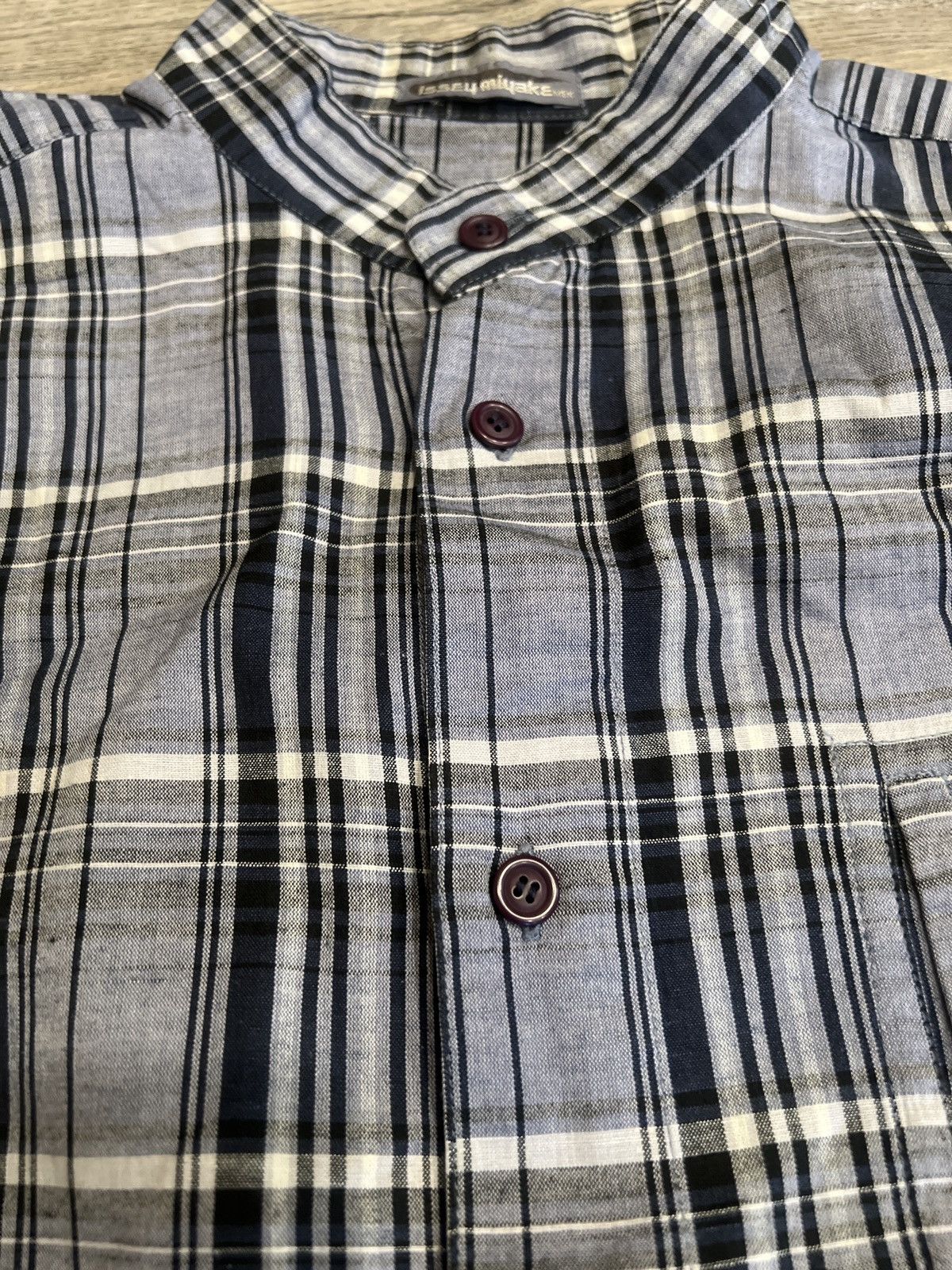 Issey Miyake Issey Miyake 80s Brush Tag Band Collar Button up Shirt Size US M / EU 48-50 / 2 - 4 Thumbnail