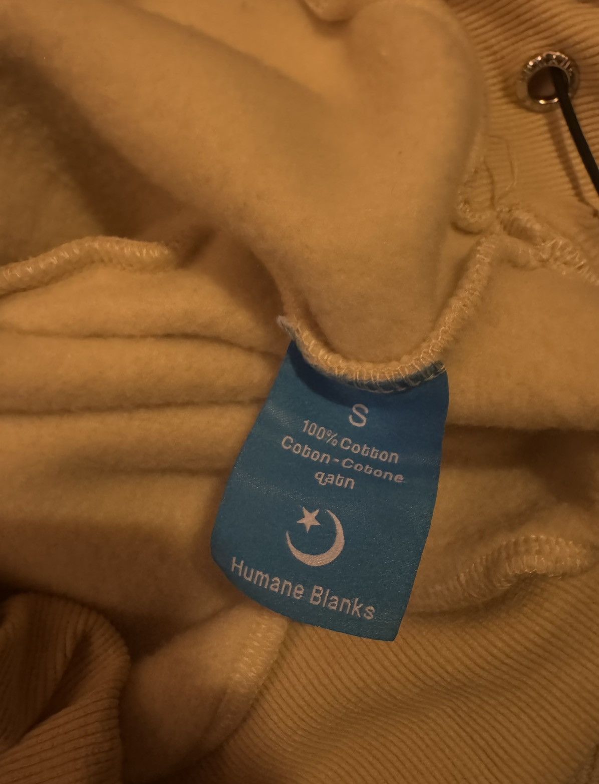 Humane Blanks Humane Blanks GSM 900 in Coconut Cream Size US S / EU 44-46 / 1 - 6 Thumbnail