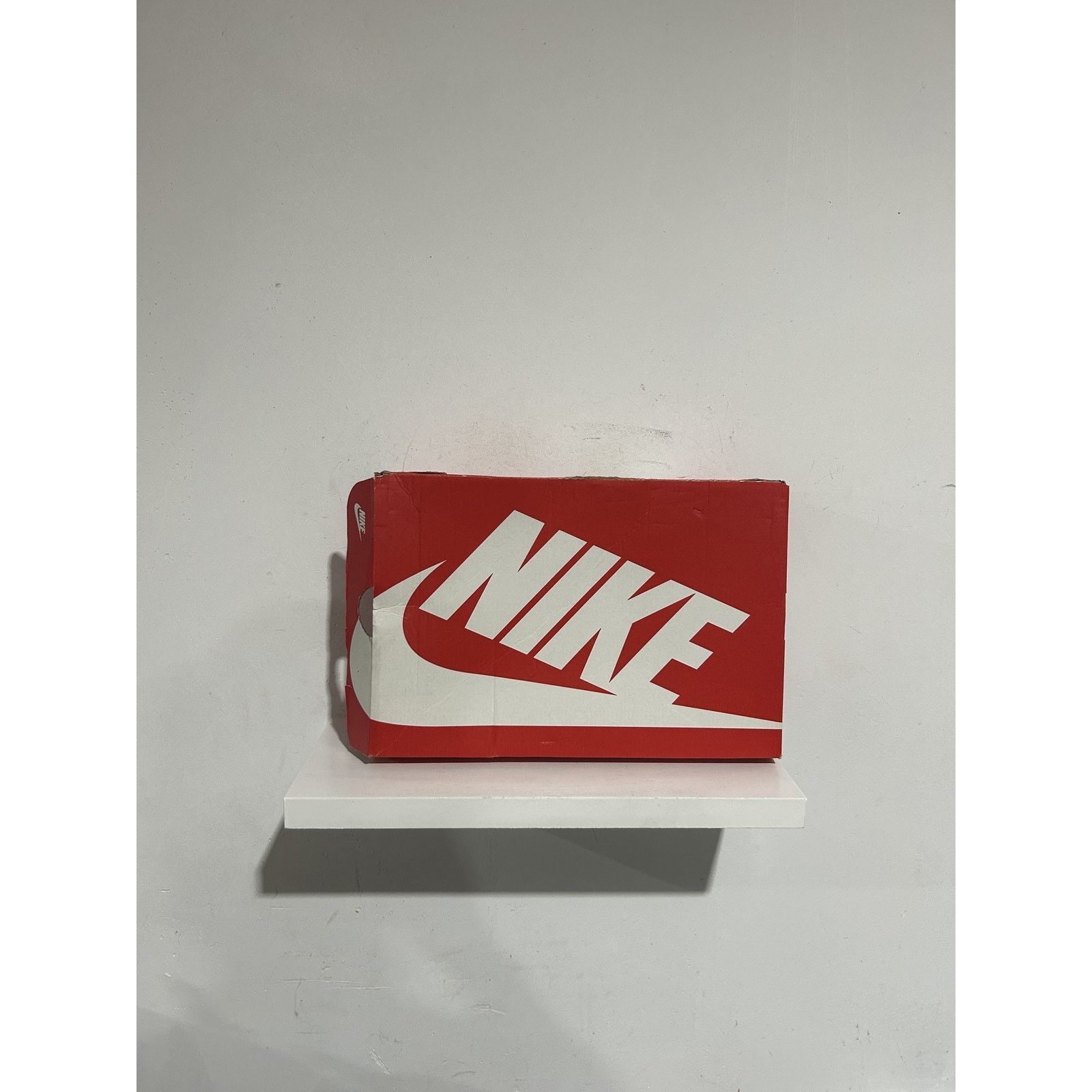Nike NIKE AIR MAX 97 CITY SPECIAL LOS ANGELES SIZE 10 PREOWNED Size US 10 / EU 43 - 8 Thumbnail