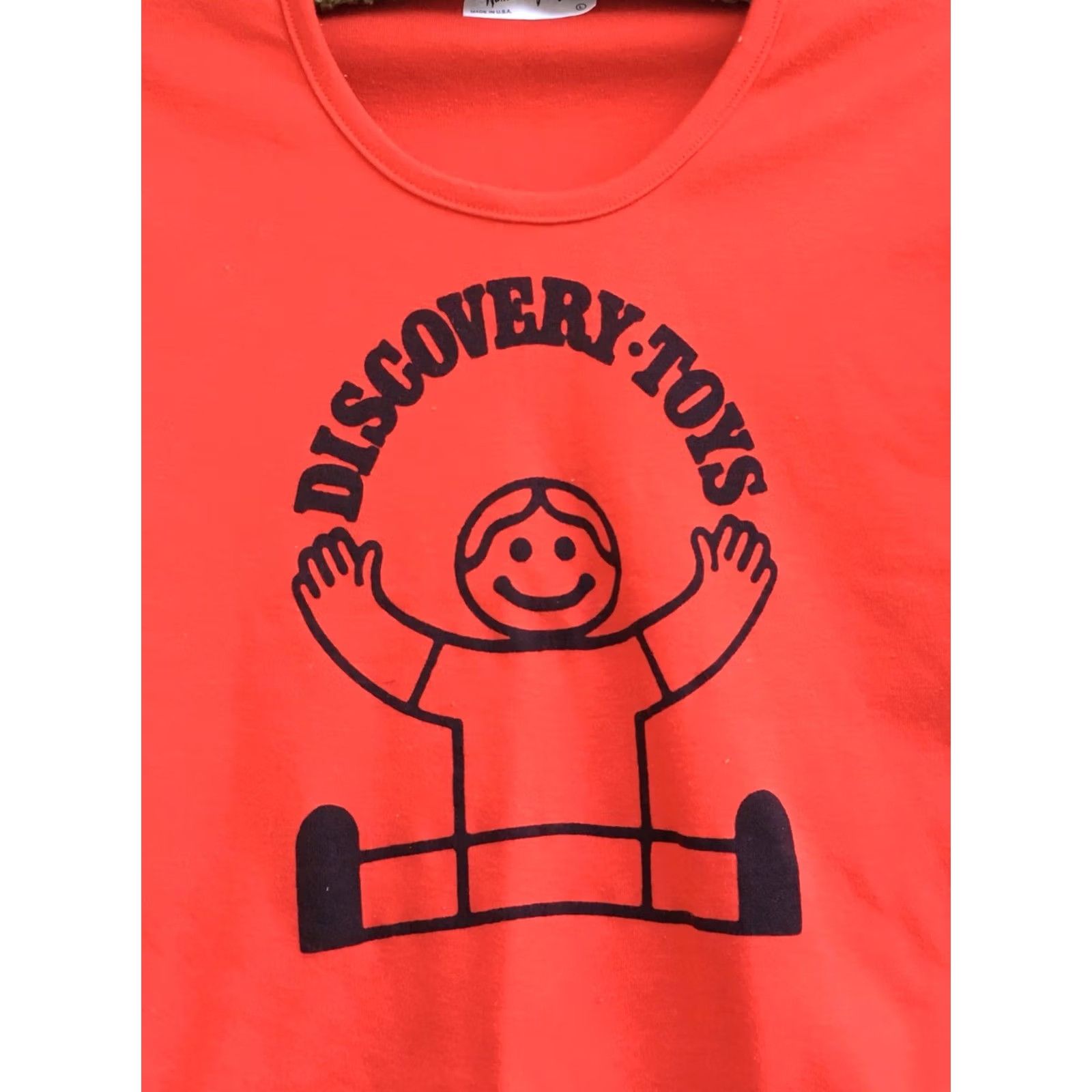 Vintage VINTAGE Hanes designer tee DISCOVERY TOYS T-Shirt 1980s Red Women L United States Short Sleeve Graphic Tee Size L / US 10 / IT 46 - 6 Thumbnail
