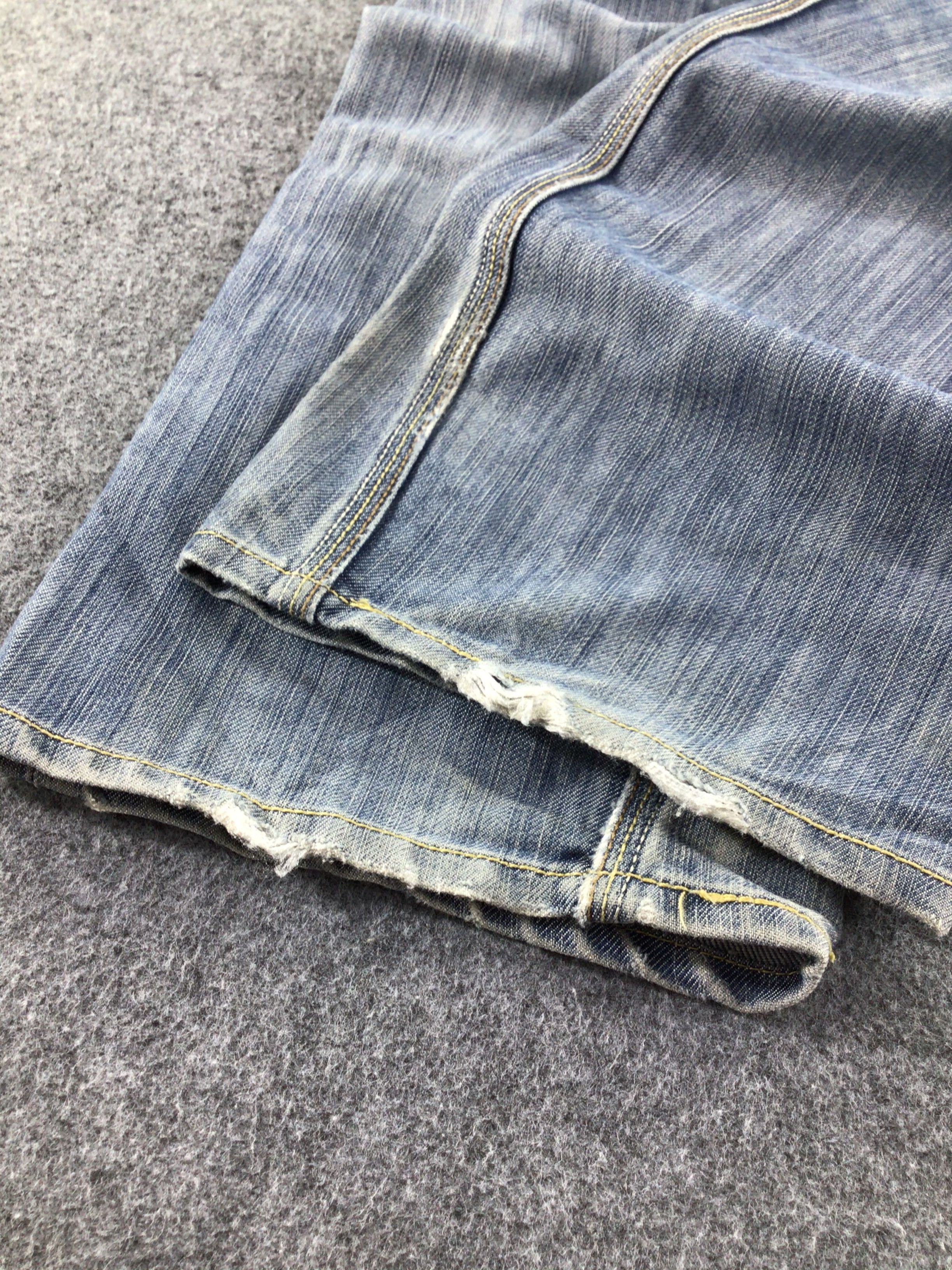 Levi's Vintage Levis 514 Jeans Faded Blue -J592 Size US 32 / EU 48 - 6 Thumbnail