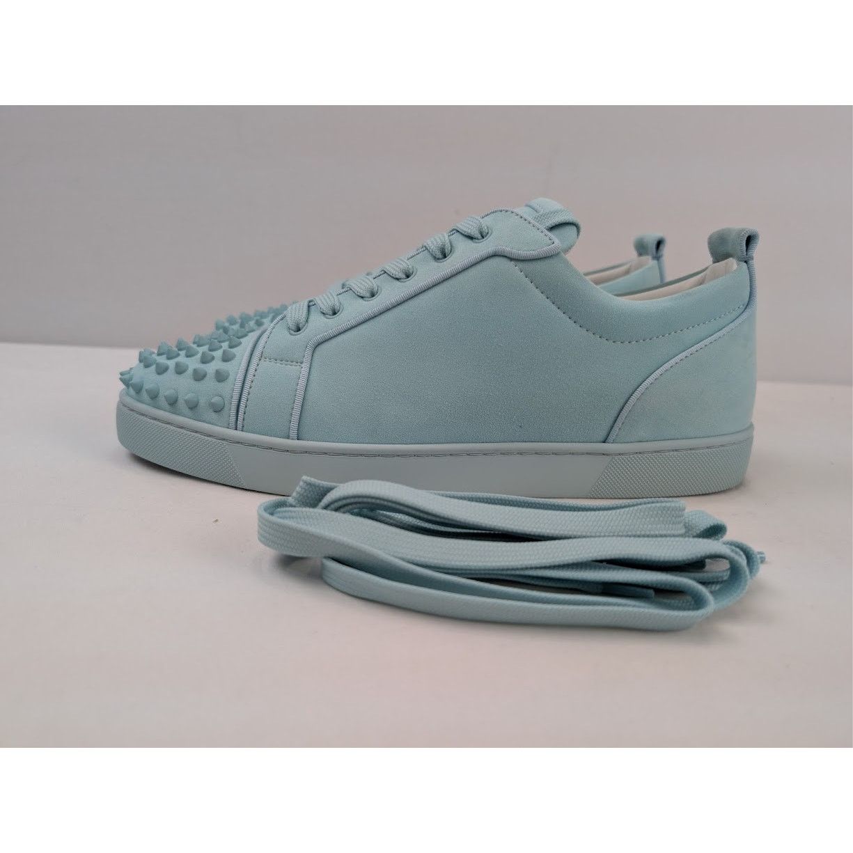 Christian Louboutin o1rshd1 Louis Junior Spikes Sneakers in Iceberg Size US 12.5 / EU 45-46 - 9 Thumbnail