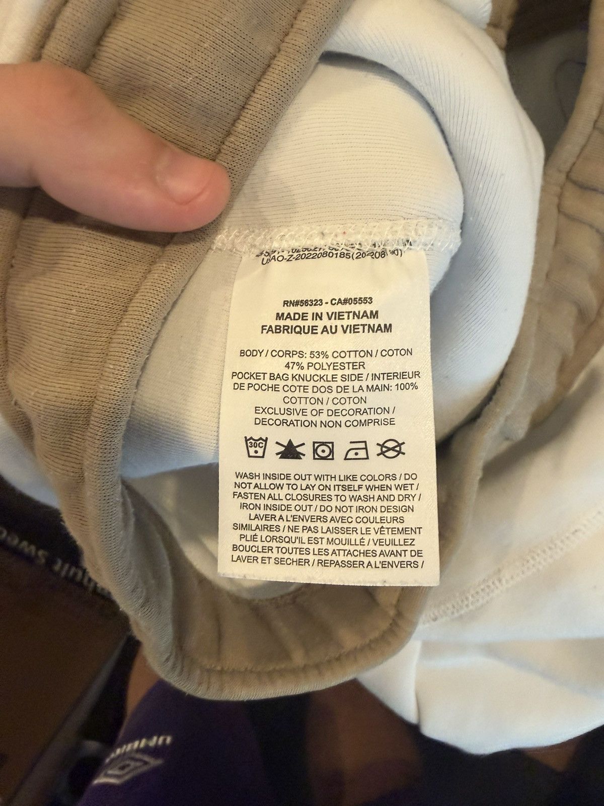 Nike Nike tech pants cream Size US M / EU 48-50 / 2 - 6 Thumbnail
