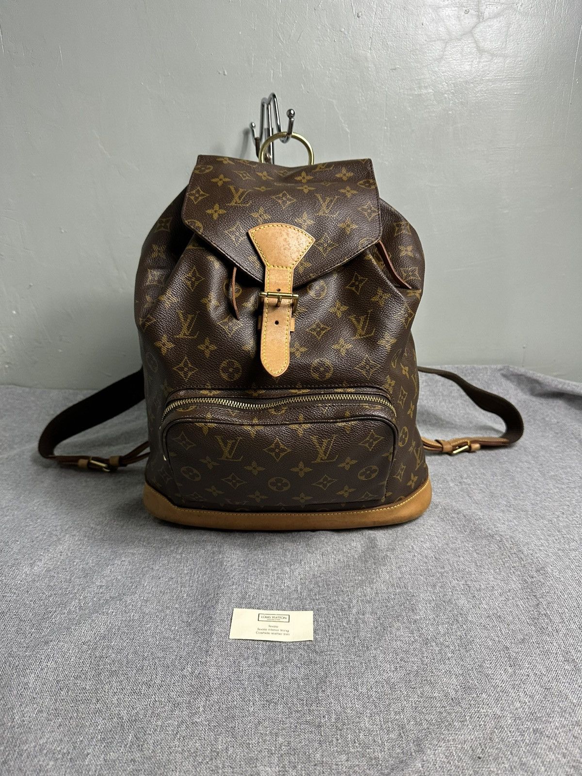 Louis Vuitton Louis Vuitton 1999 Montsouris GM Monogram Backpack Size ONE SIZE - 2 Thumbnail