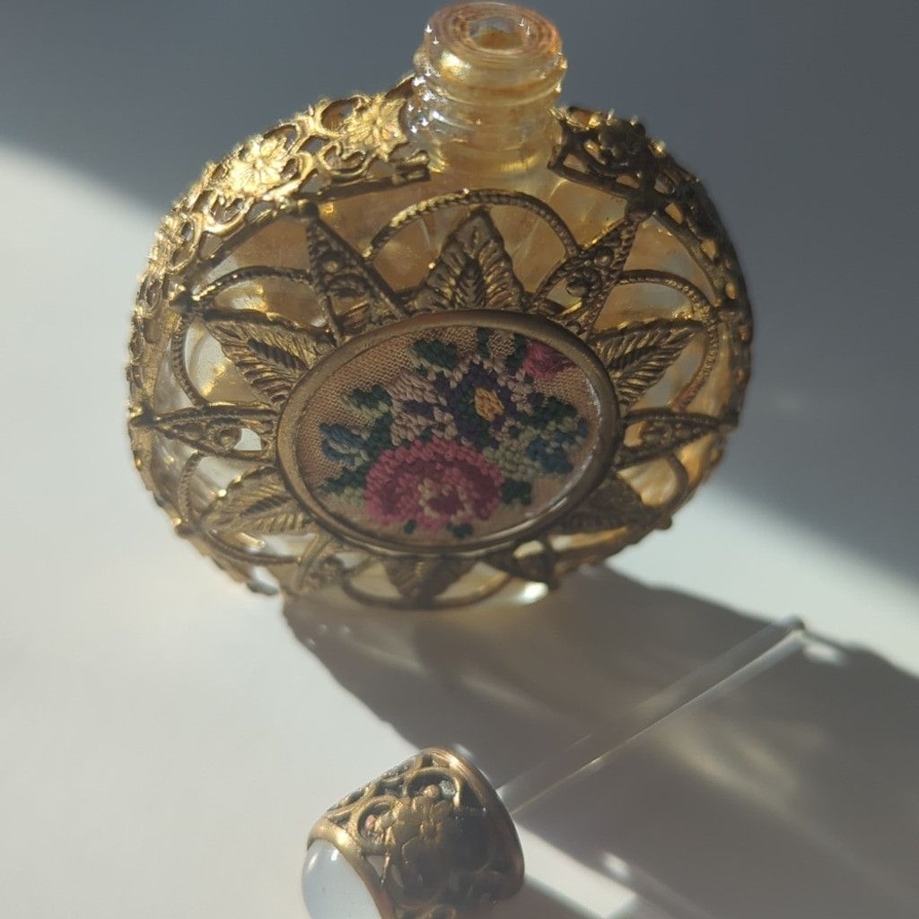 Other Vintage Austrian Brass Filigree Perfume Bottle Needle Point Size ONE SIZE - 2 Thumbnail