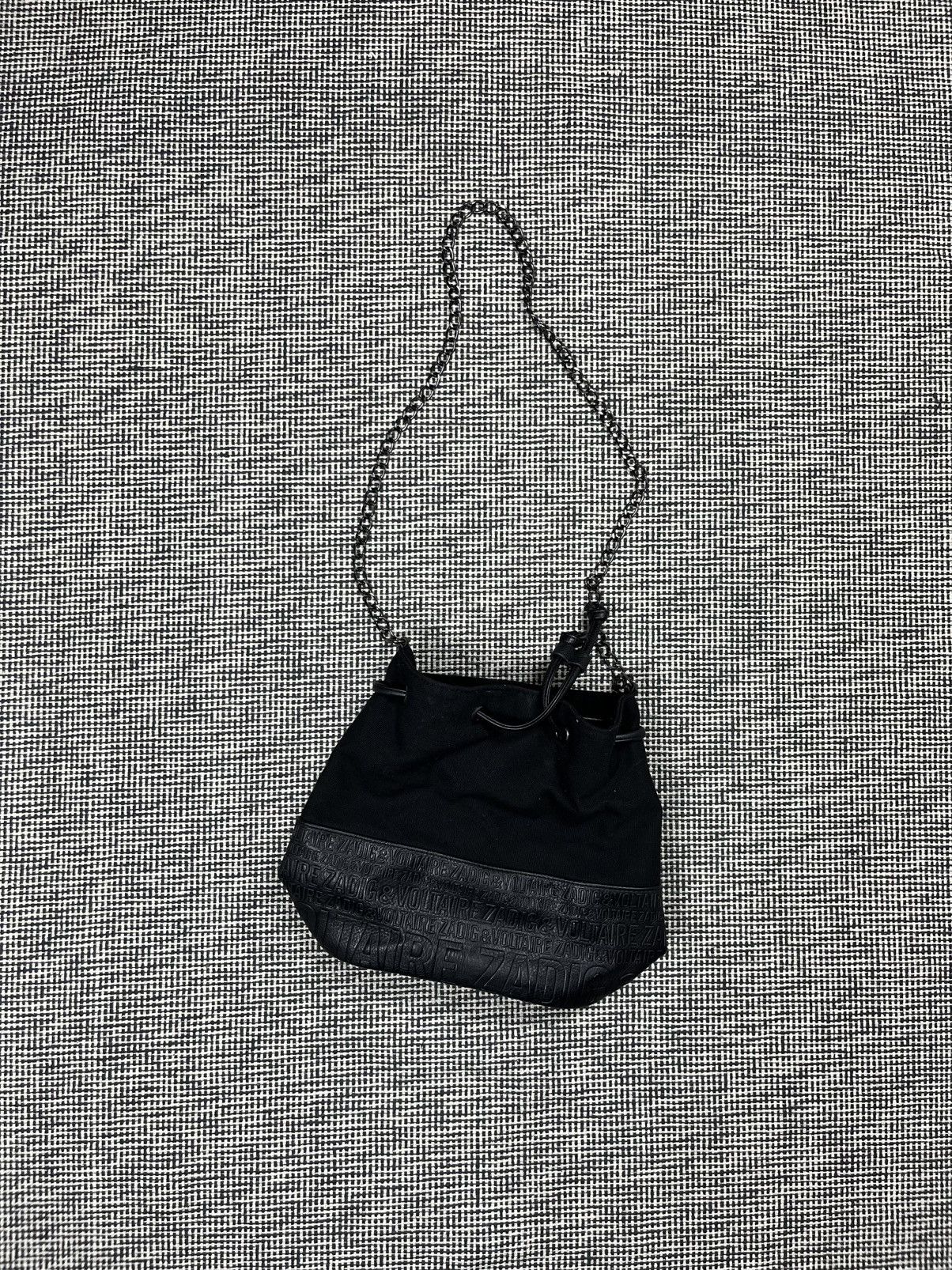 Zadig Voltaire Zadig & Voltaire Big Logo Barrel Bag Crossbody Chain in Black, Women's