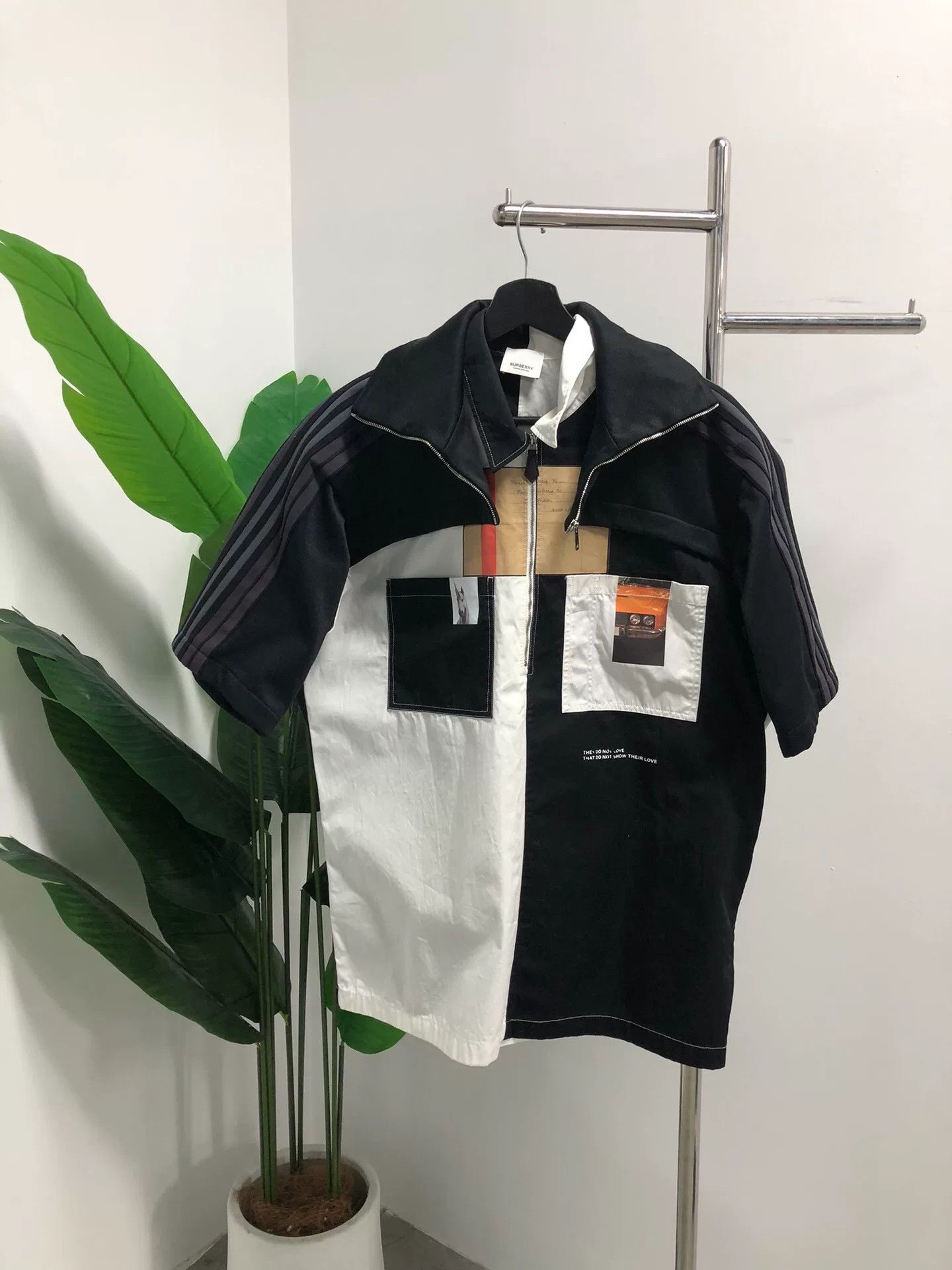 Burberry Burberry Short Sleeve Shirt in Excellent Condition Size US M / EU 48-50 / 2 - 1 Thumbnail