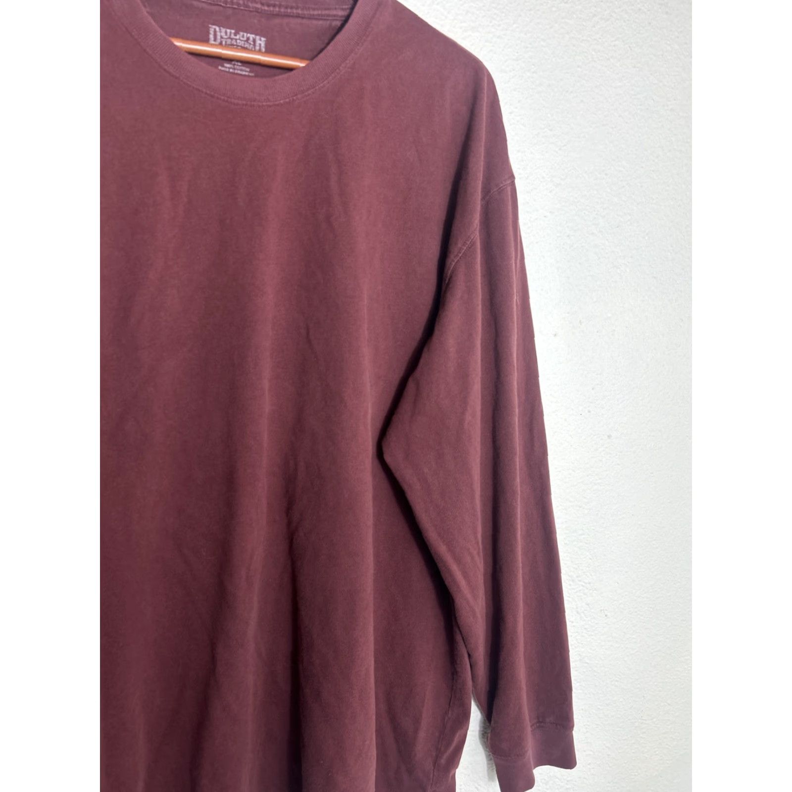 Vintage Duluth Mens XL T Shirt Long Sleeve Crew Neck Burgundy Relaxed Fit Pocket Size US XL / EU 56 / 4 - 4 Thumbnail