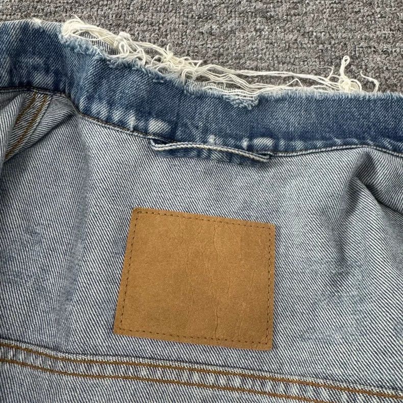 Balenciaga Balenciaga size 38 Washed denim jacket with large Logo on t Size US M / EU 48-50 / 2 - 7 Thumbnail
