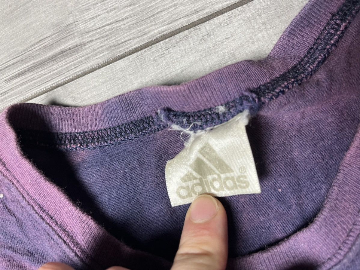 Adidas Vintage Adidas tshirt painted striped logo size Small Size US S / EU 44-46 / 1 - 5 Thumbnail