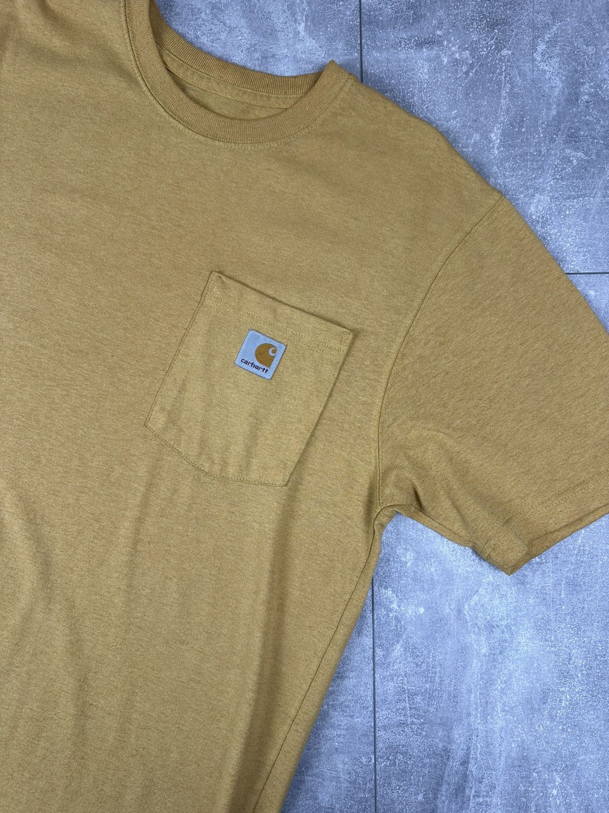 Carhartt Carhartt Mustard Small Tab Logo Mens Basic T-Shirt Size US S / EU 44-46 / 1 - 3 Thumbnail