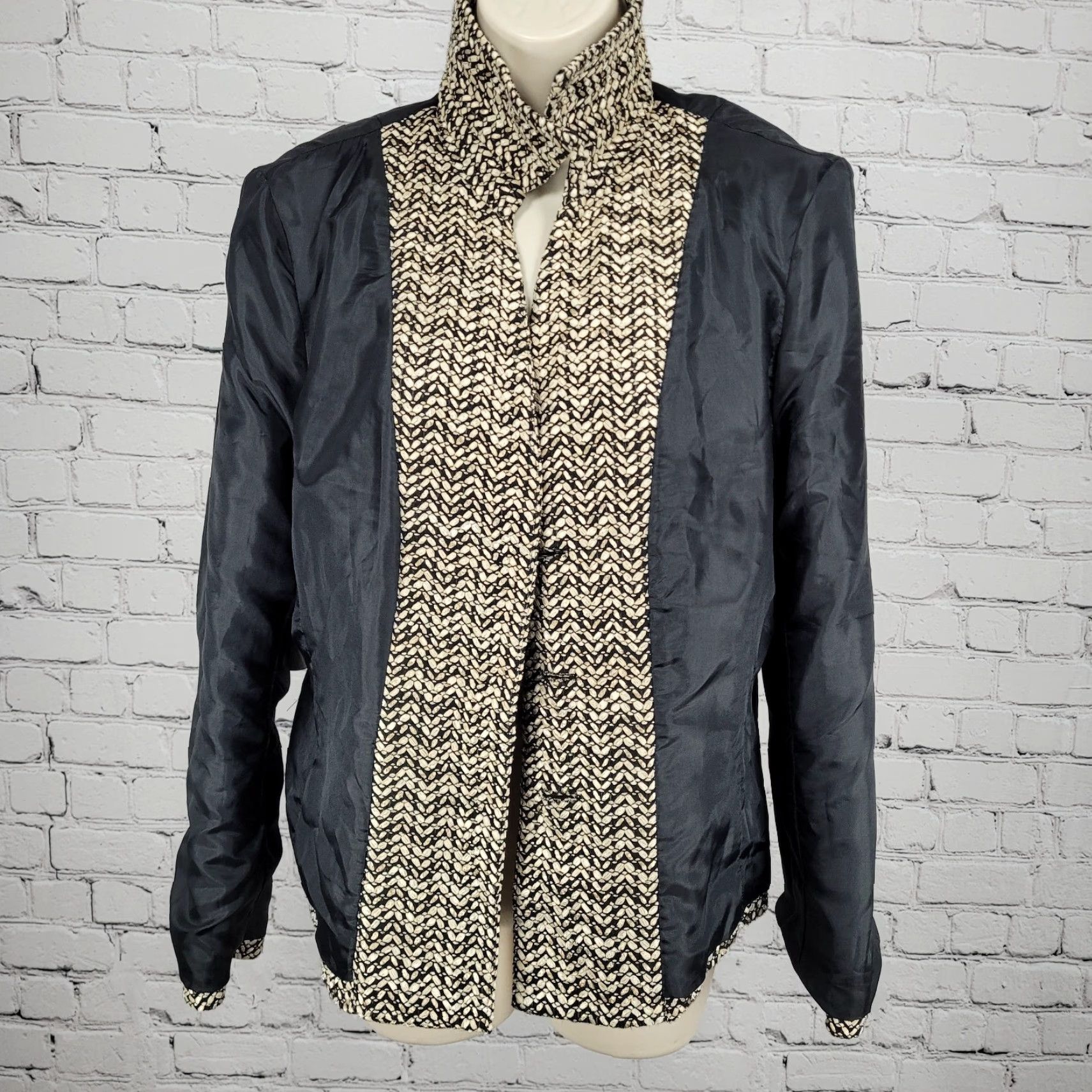 Talbots Talbots Jacket 14P Beige Black Textured Buttoned Collared Lined Long Sleeve Size XL / US 12-14 / IT 48-50 - 5 Thumbnail