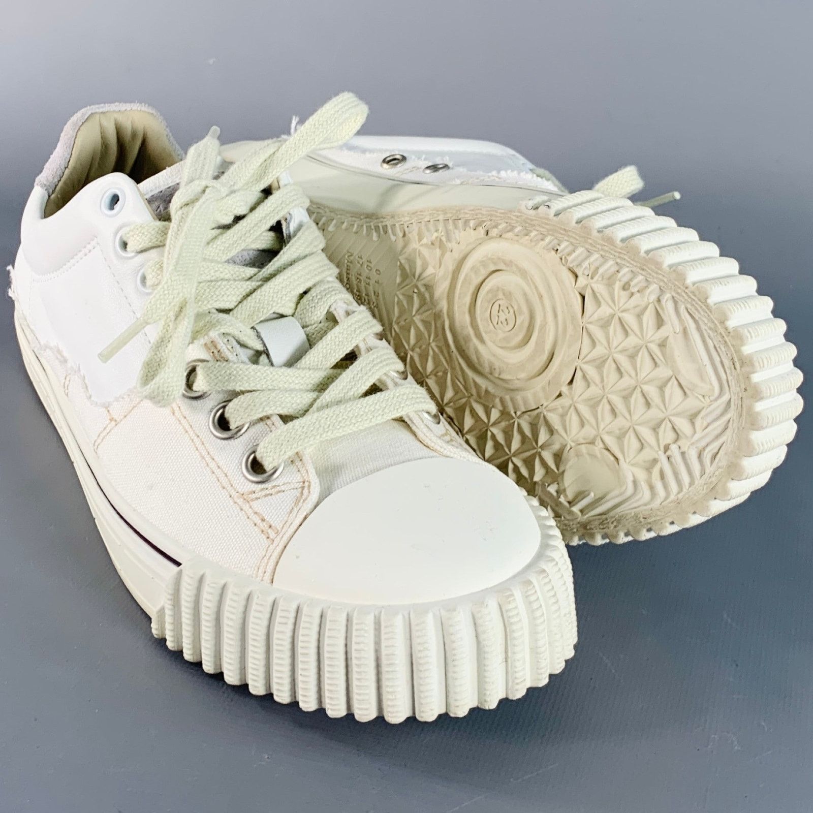 Maison Margiela 5 White Leather Canvas Distressed Low Top Sneakers Size US 5 / EU 37 - 5 Thumbnail