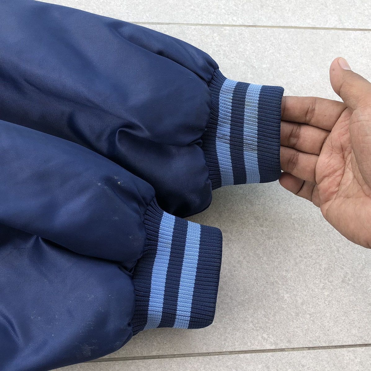 Nike Vintage Nike North Carolina UNC Tar Heels Bomber Jacket Size US XXL / EU 58 / 5 - 16 Thumbnail