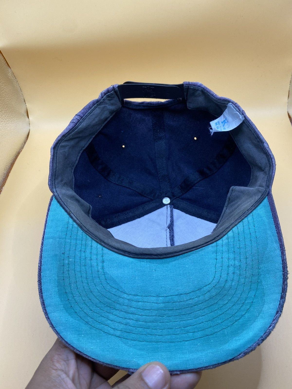 Fashion Victim 1990s FASHION VICTIM “GET A JOB” SKULL DISTRESSED FADED CAP Size ONE SIZE - 8 Thumbnail