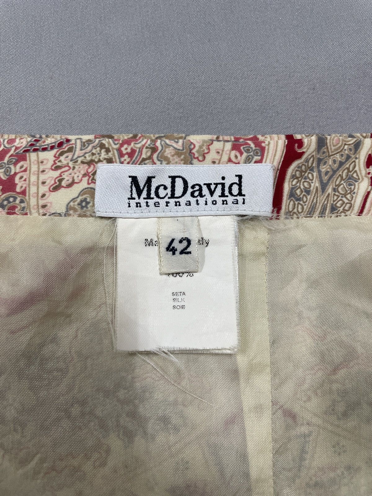 Designer × Vintage Vintage itslian designer McDavid skirts. Silk paisley. Size 30" / US 8 / IT 44 - 4 Thumbnail