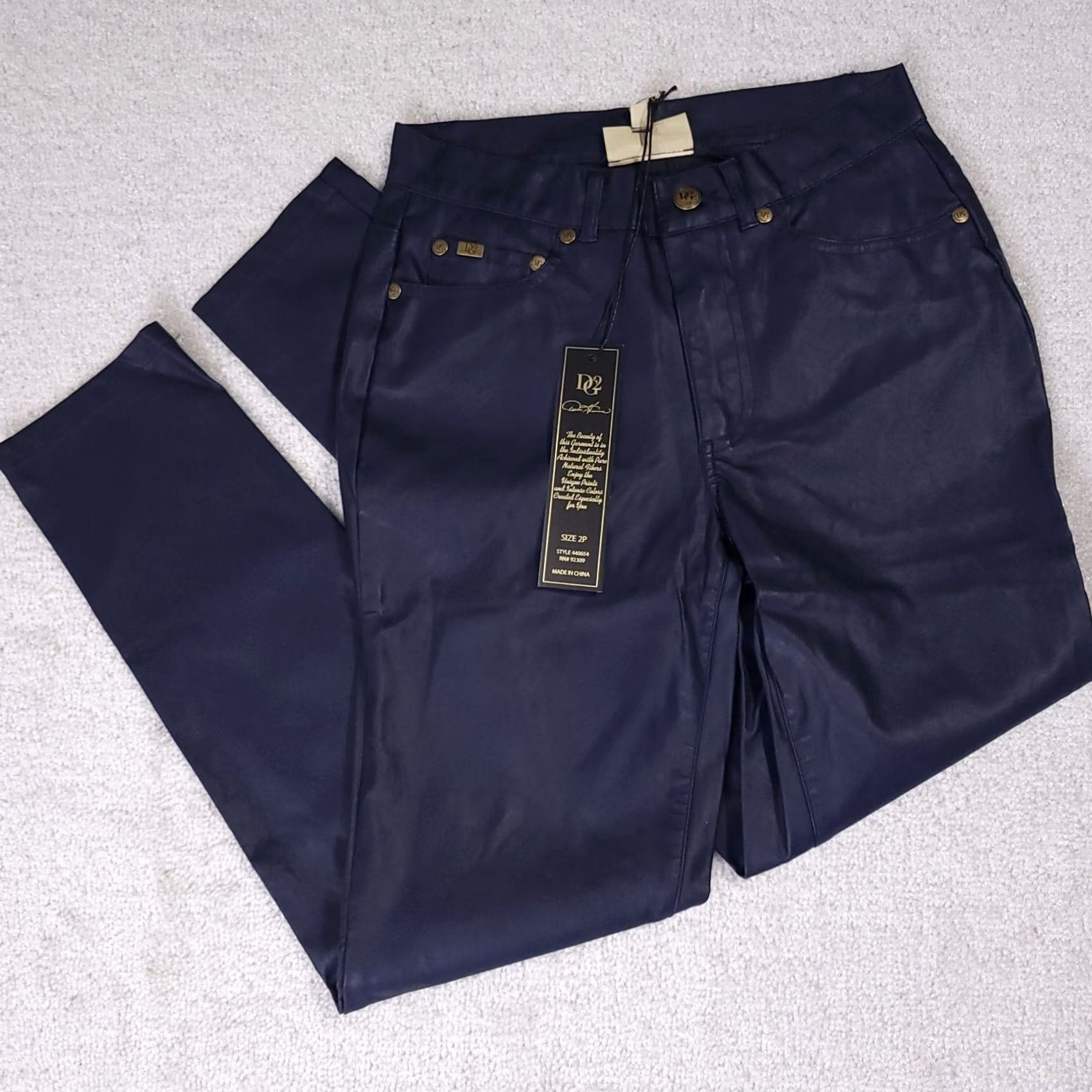 Vintage DG2 By Diane Gillman Pants Faux Leather Polyurethane Stretch Women's 2P Blue Pants Skinny Regular 2P Blue Womens Size 26" / US 2 / IT 38 - 2 Thumbnail
