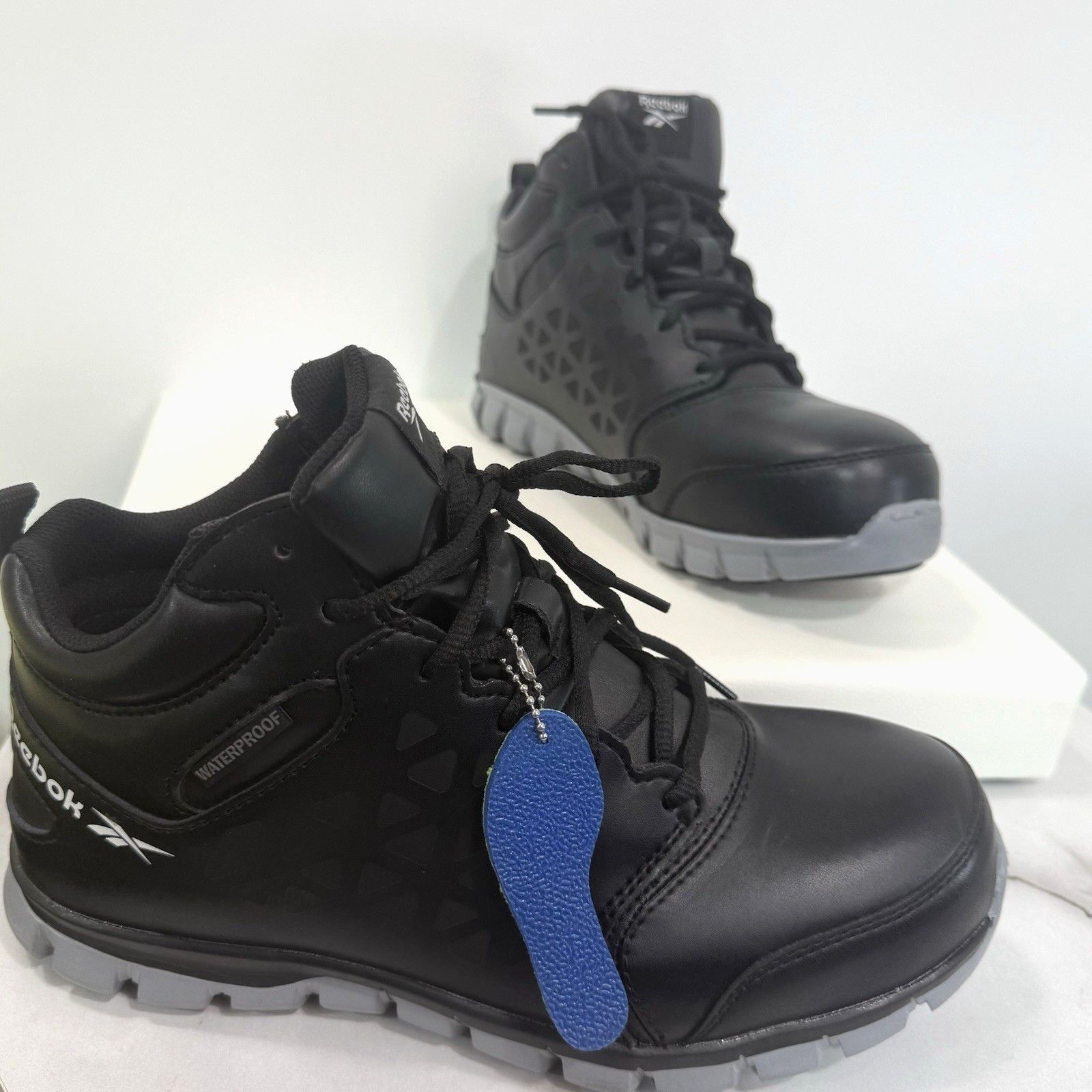 Reebok Reebok UNISEX Work Comp Toe Size: Men’s 7.5W/Wo’s 9.5W Size US 9.5 / IT 39.5 - 1 Thumbnail