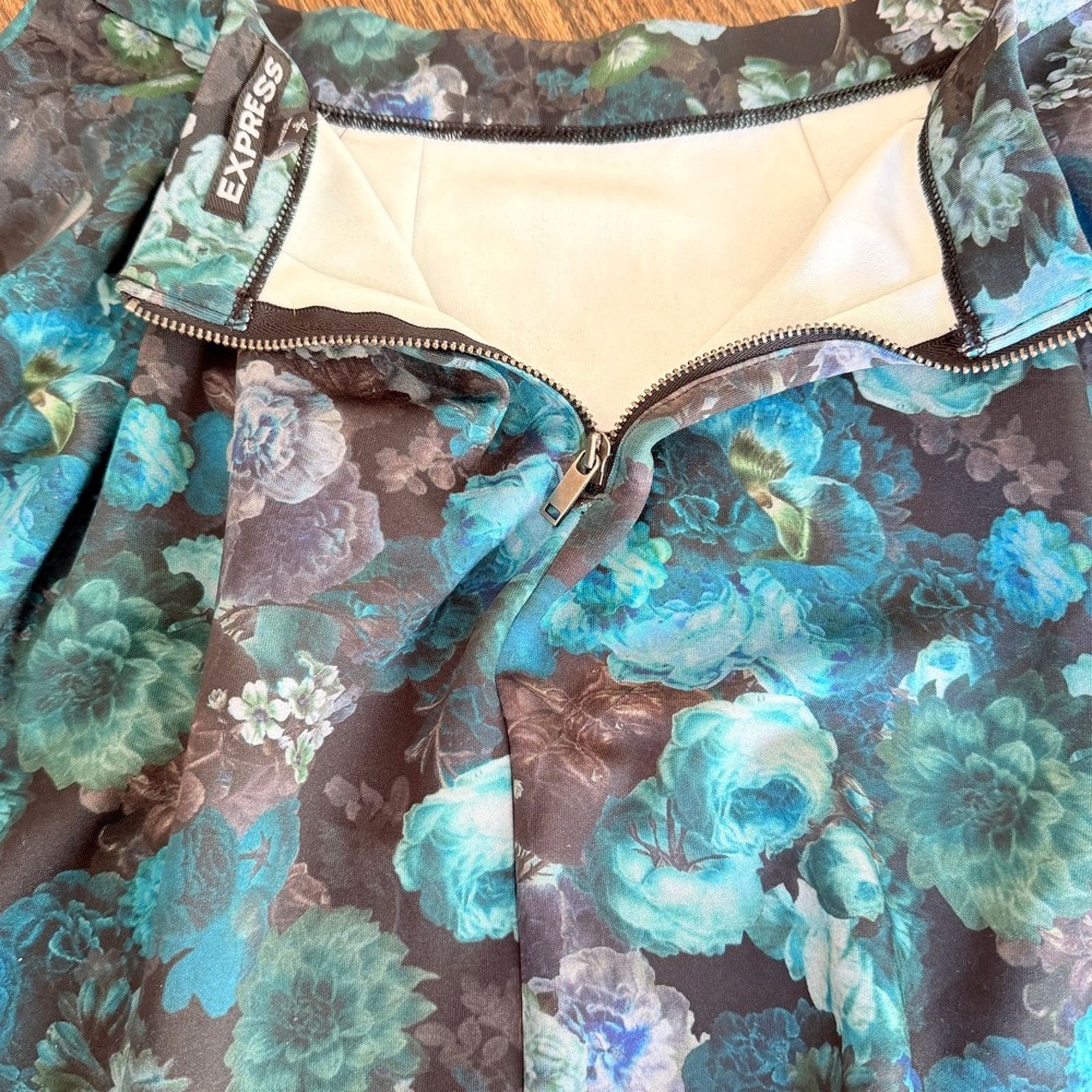 Express Express a-line floral pleated skirt whimsygoth dark fairy Size 23" - 4 Thumbnail