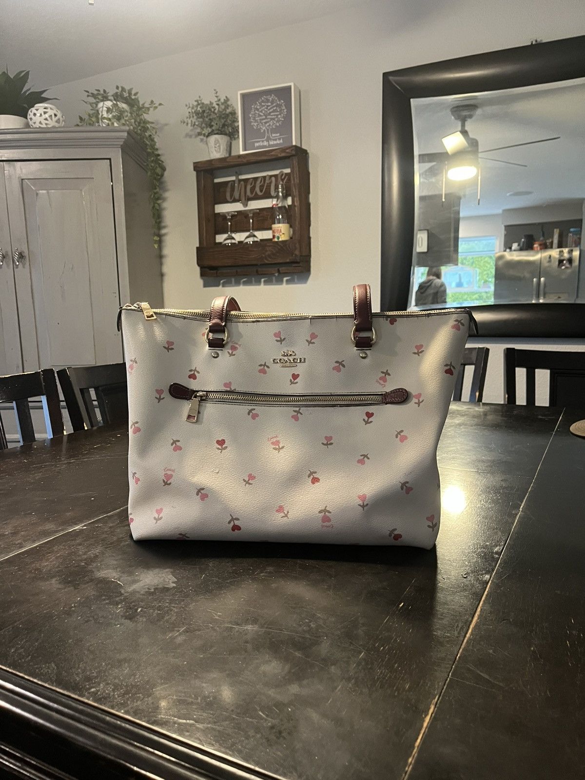 Coach Cream Limited edition Valentine’s Day Coach Gallery Tote Size ONE SIZE - 1 Thumbnail