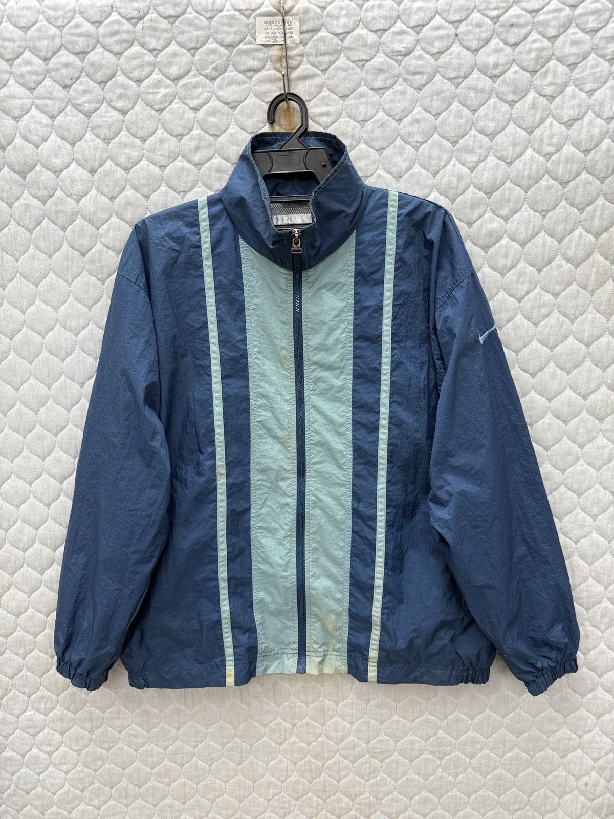 Nike 🔥🔥🔥ARCHIVE VTG NIKE LIGHT JACKET Size US M / EU 48-50 / 2 - 1 Thumbnail
