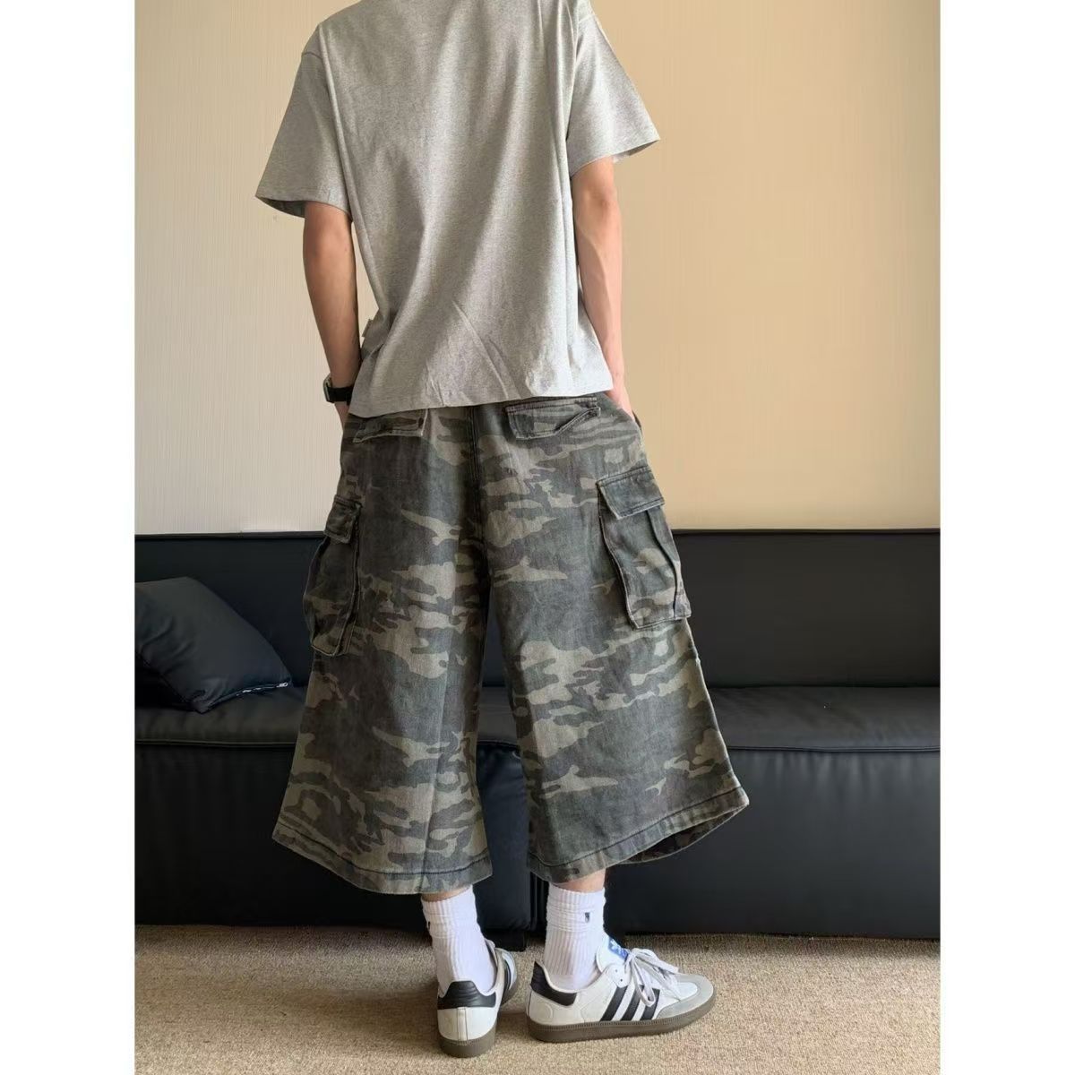 Vintage Men's washed workwear camouflage shorts Size US 32 / EU 48 - 3 Thumbnail