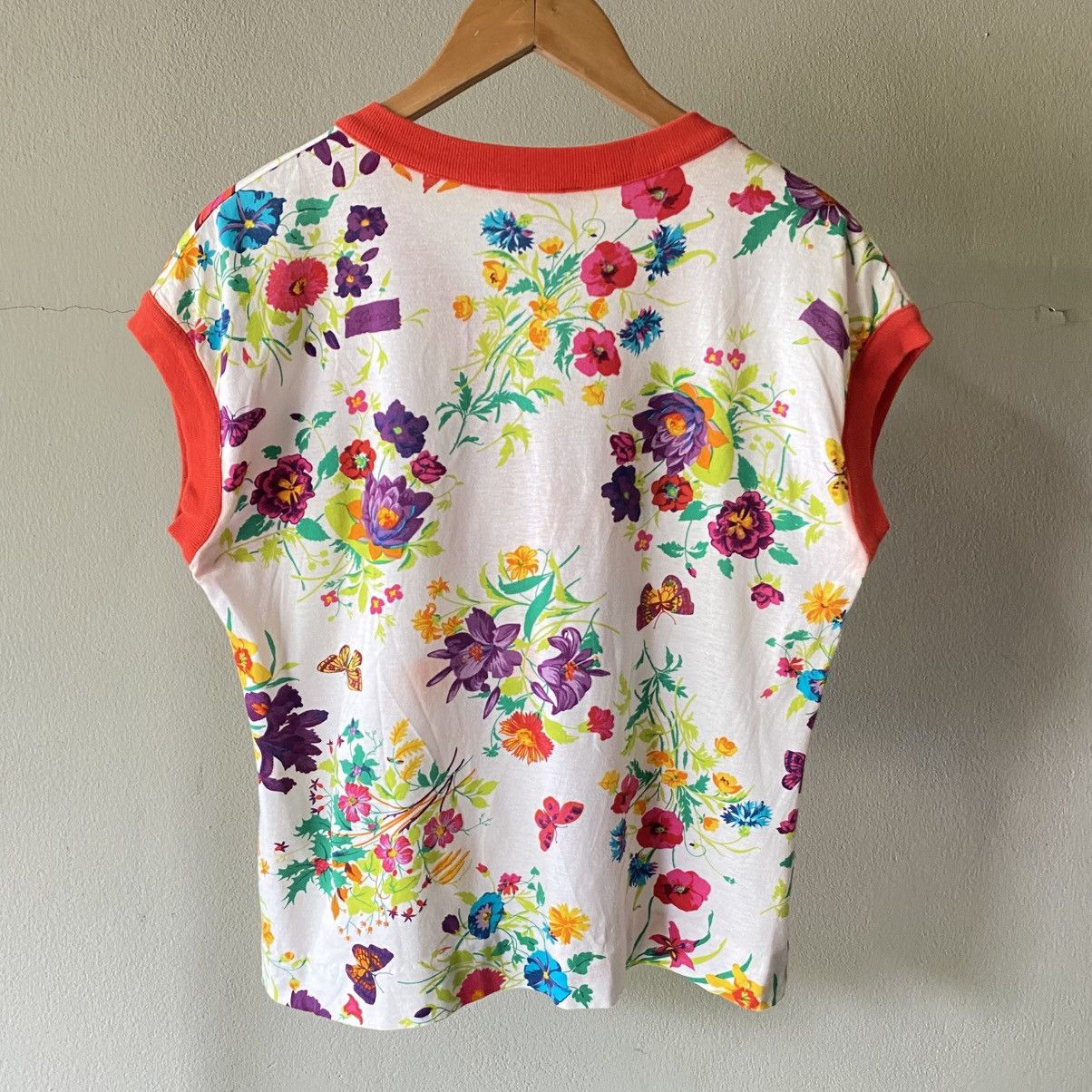 Gucci GUCCI Floral Tee with Red Trim & Bow Size M / US 6-8 / IT 42-44 - 2 Thumbnail