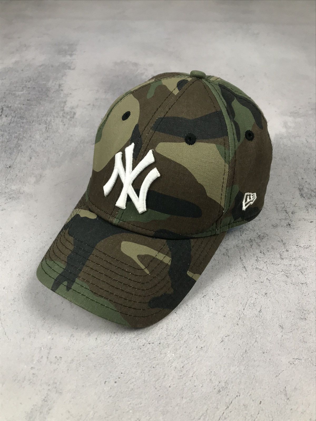 New Era × New York Yankees New York Yankees New Era Military Cap Size ONE SIZE - 1 Thumbnail