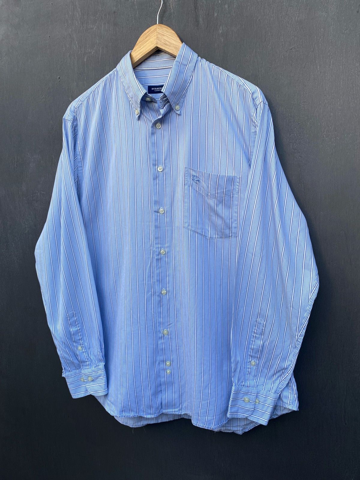 Burberry Burberry Blue striped shirt size L made in spain Size US L / EU 52-54 / 3 - 1 Thumbnail