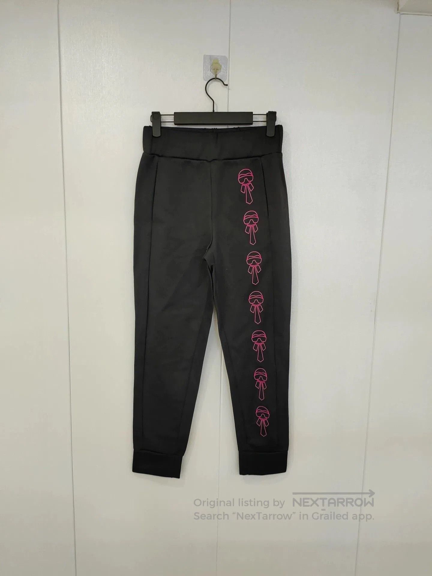 Fendi Fendi Black Pants with Pink Print. Size US 38 / EU 54 - 1 Thumbnail