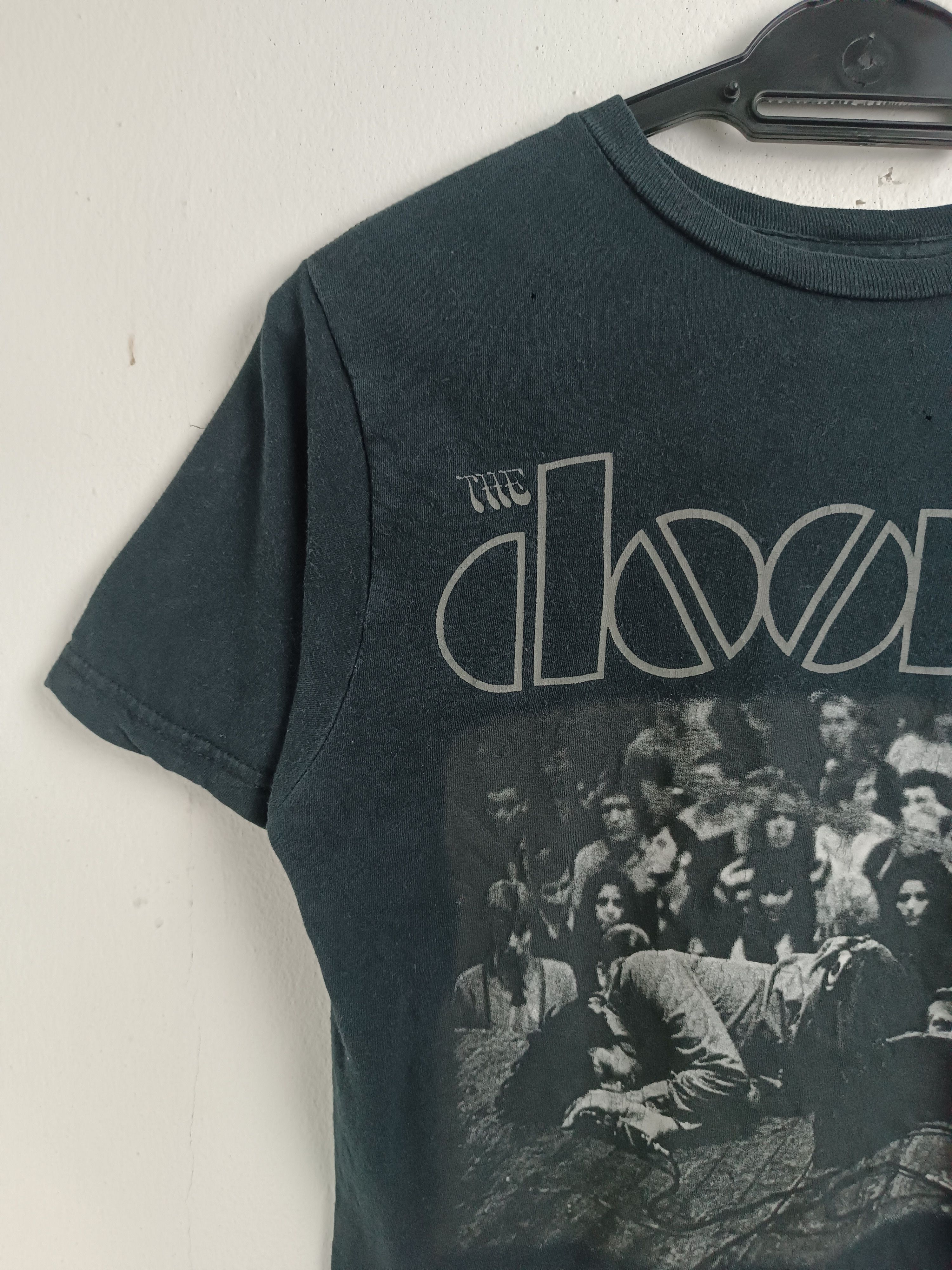 Vintage THRASHED FADED VINTAGE Y2K THE DOORS CROP TOP MORRISON who Size US S / EU 44-46 / 1 - 5 Thumbnail